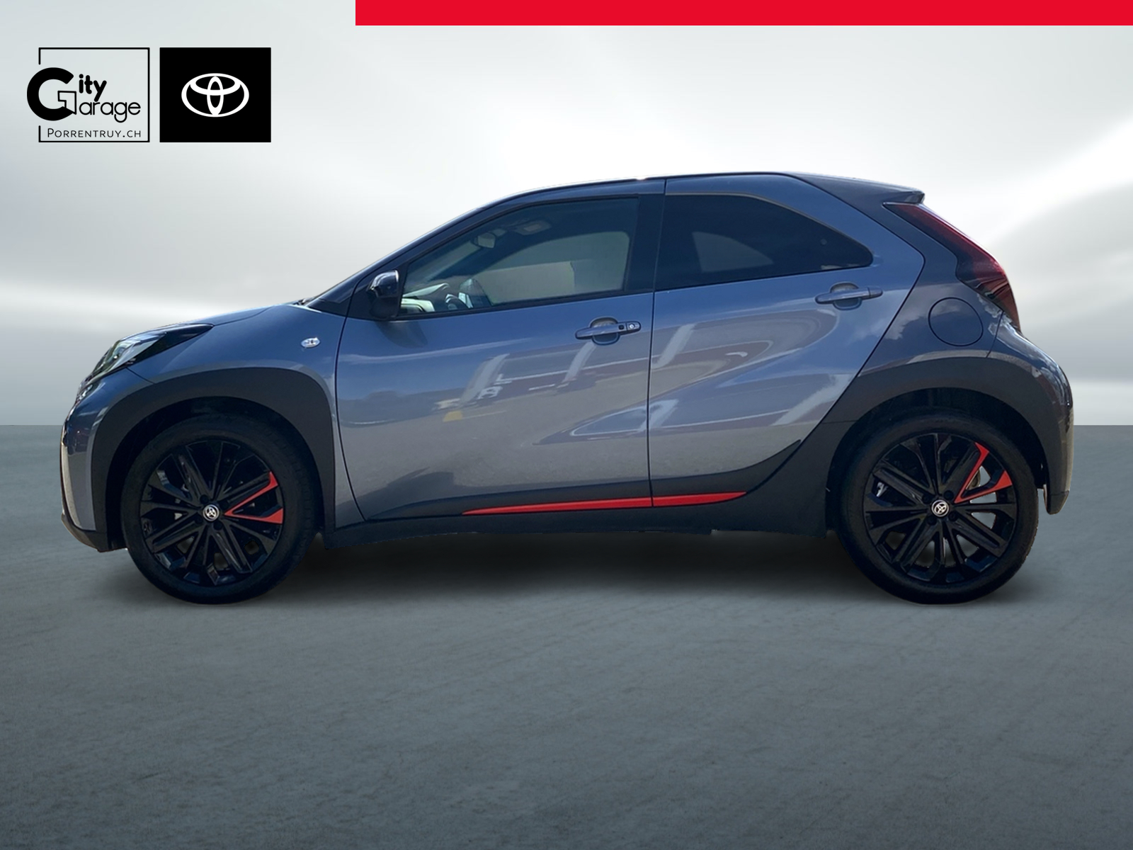 TOYOTA Aygo X 1.0 VVT-i Undercover-image-2