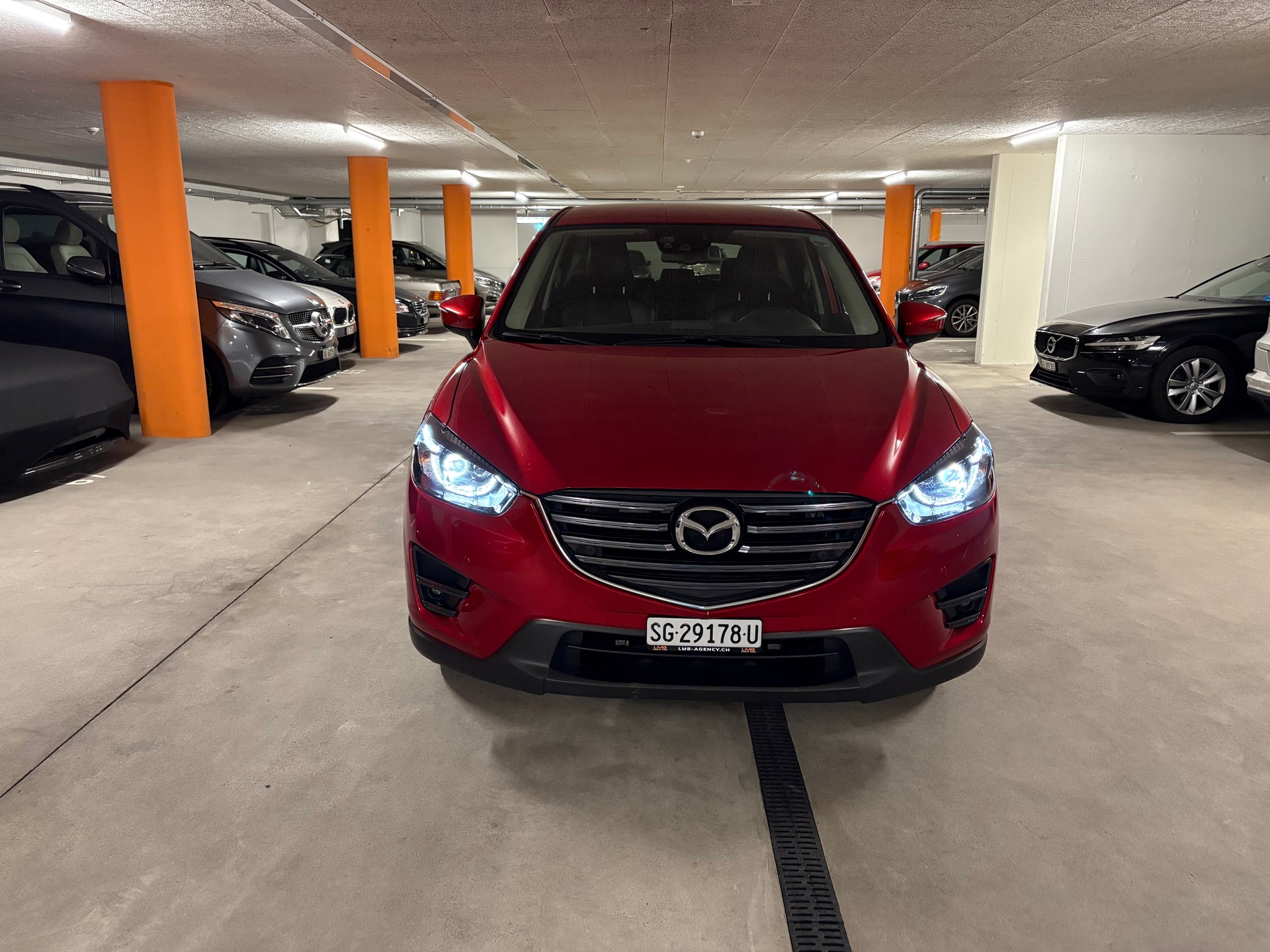 MAZDA CX-5 2.5 Revolution AWD Skyactive-G Automatic-image-1