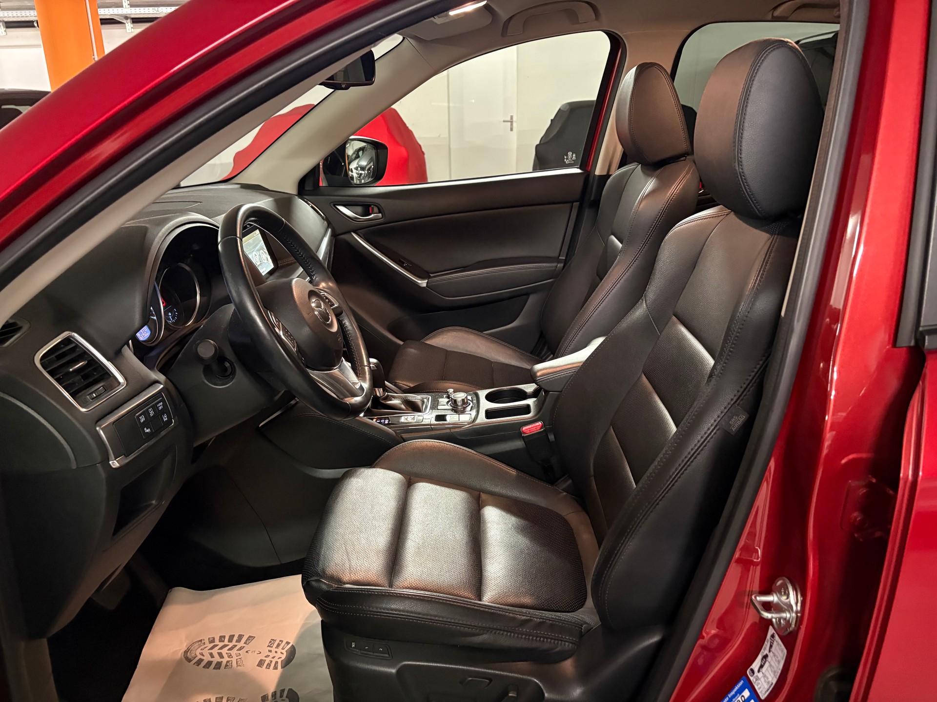 MAZDA CX-5 2.5 Revolution AWD Skyactive-G Automatic-image-6