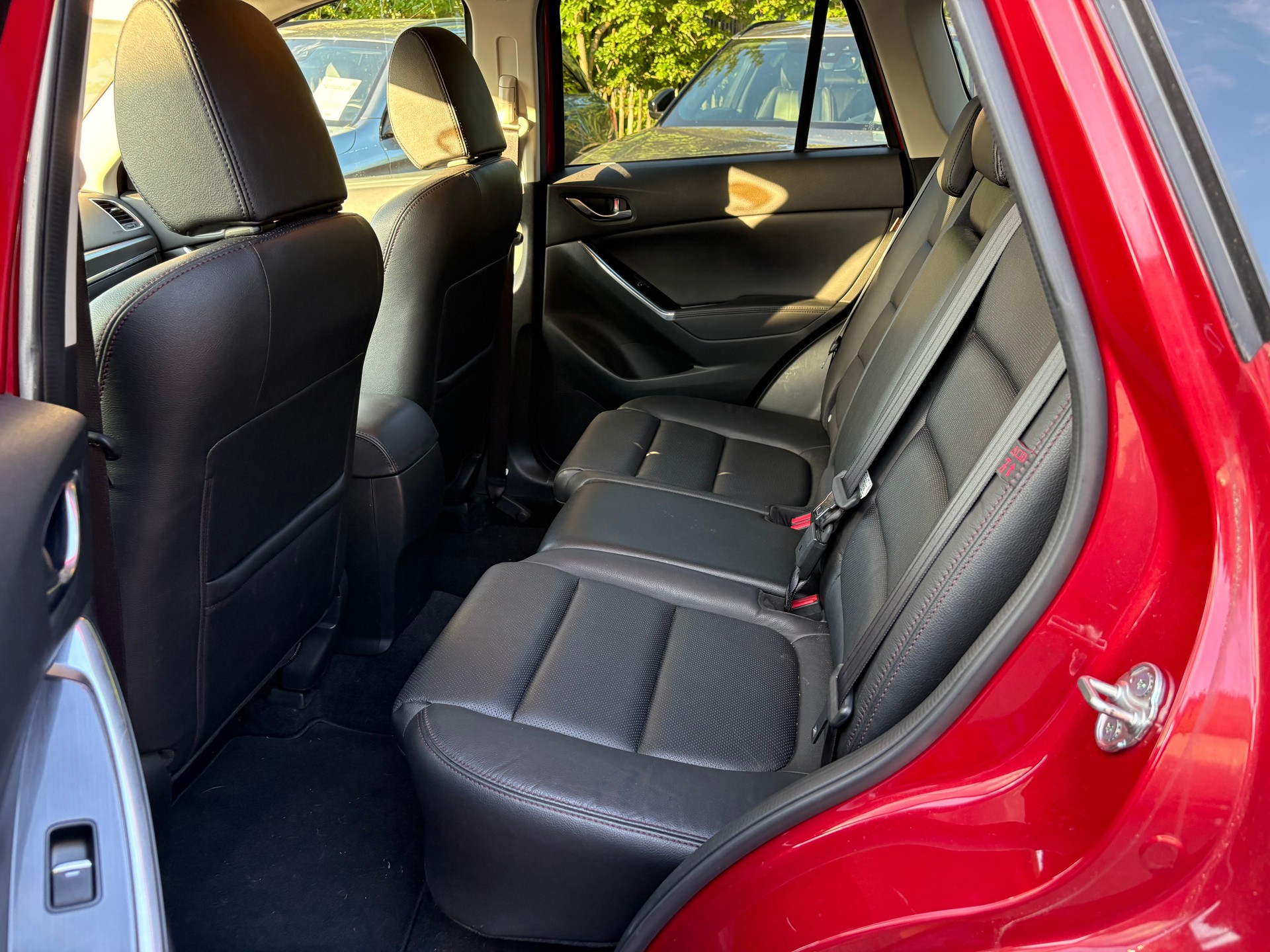 MAZDA CX-5 2.5 Revolution AWD Skyactive-G Automatic-image-13