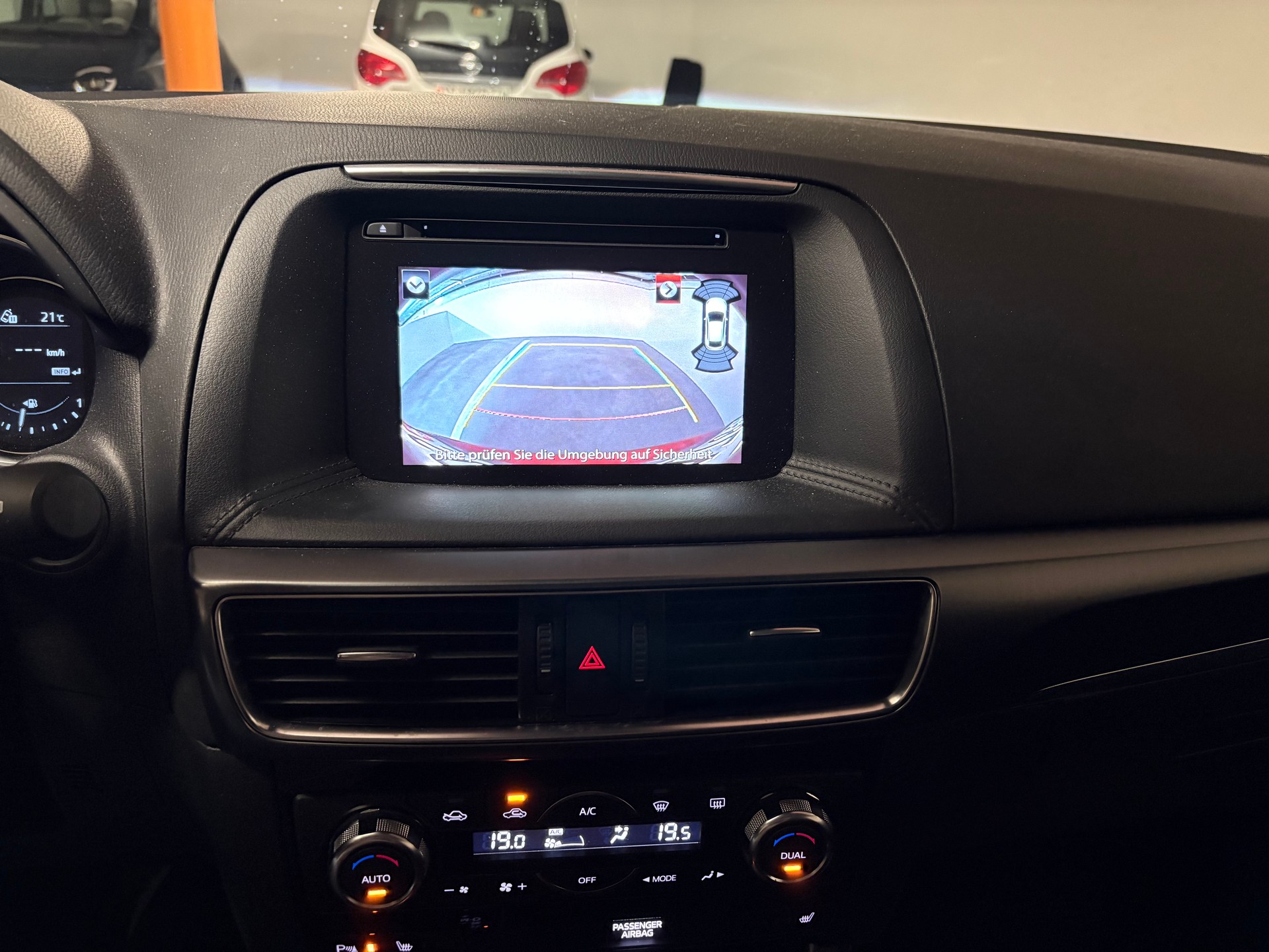 MAZDA CX-5 2.5 Revolution AWD Skyactive-G Automatic-image-10