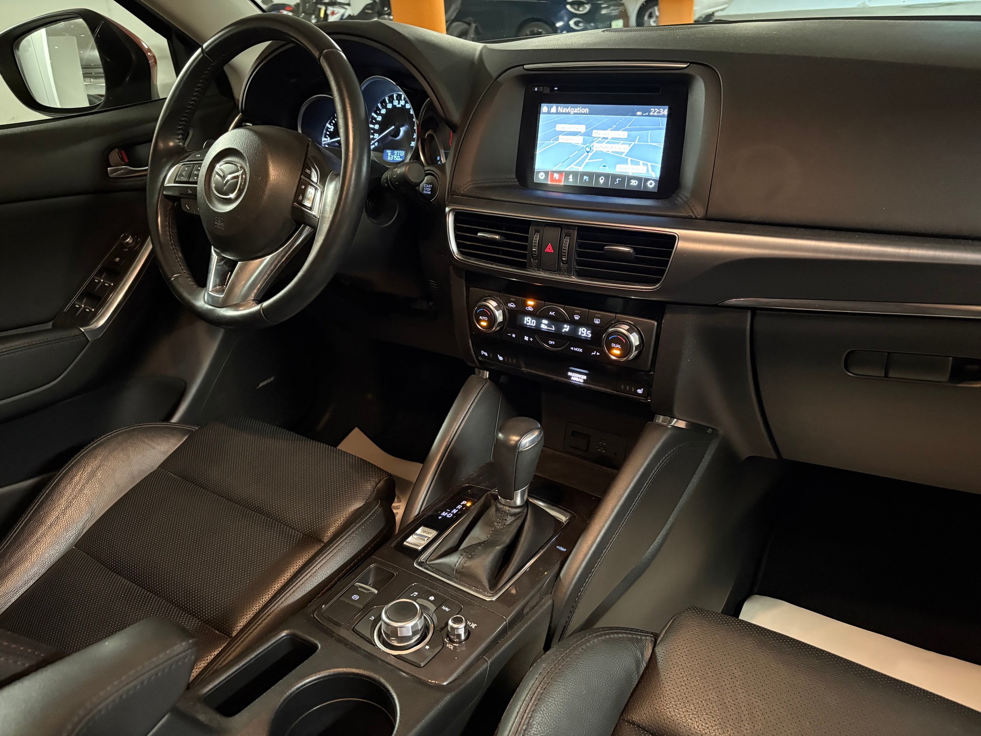 MAZDA CX-5 2.5 Revolution AWD Skyactive-G Automatic-image-8