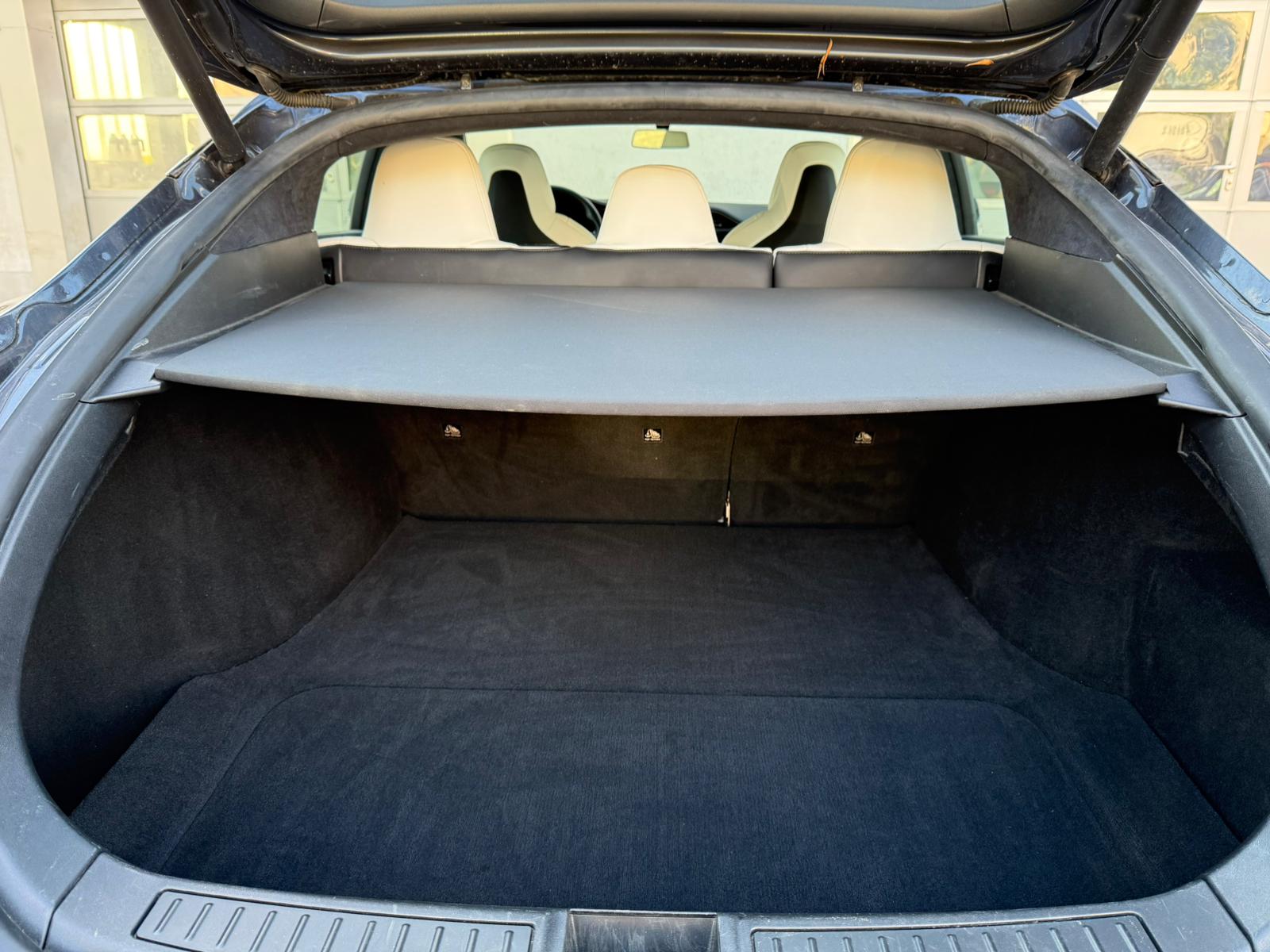 TESLA Model S Maximale-Reichweite * Raven *-image-11