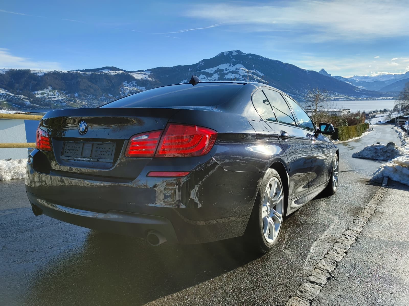 BMW 535i xDrive-image-3
