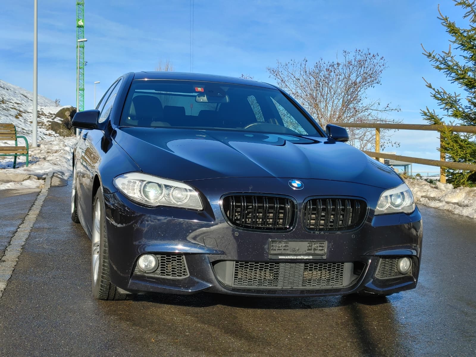 BMW 535i xDrive-image-2