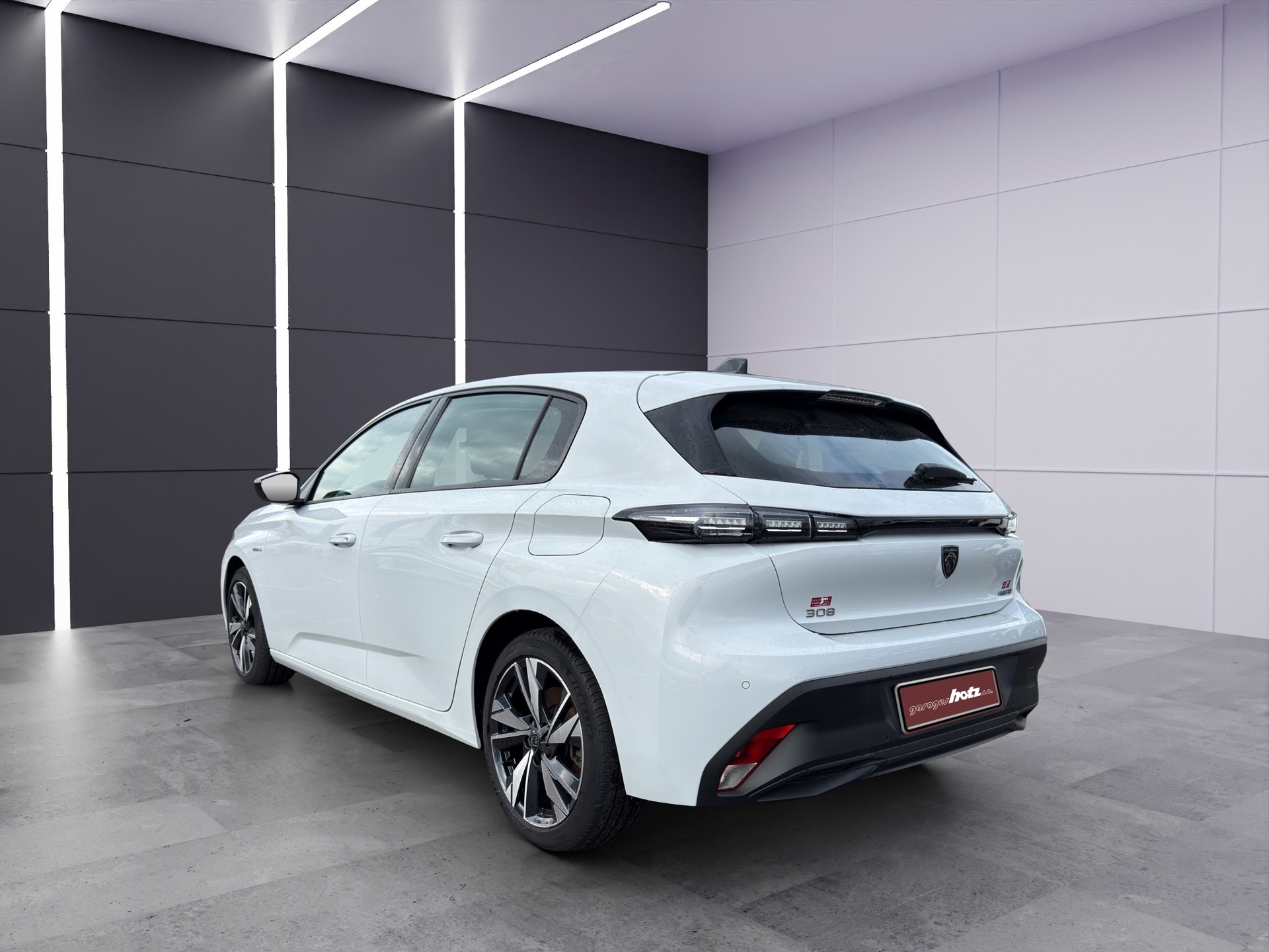 PEUGEOT 308 1.6 PHEV Active Pack-image-3