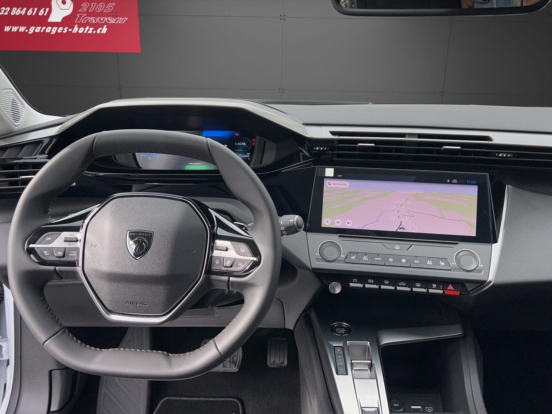PEUGEOT 308 1.6 PHEV Active Pack-image-6