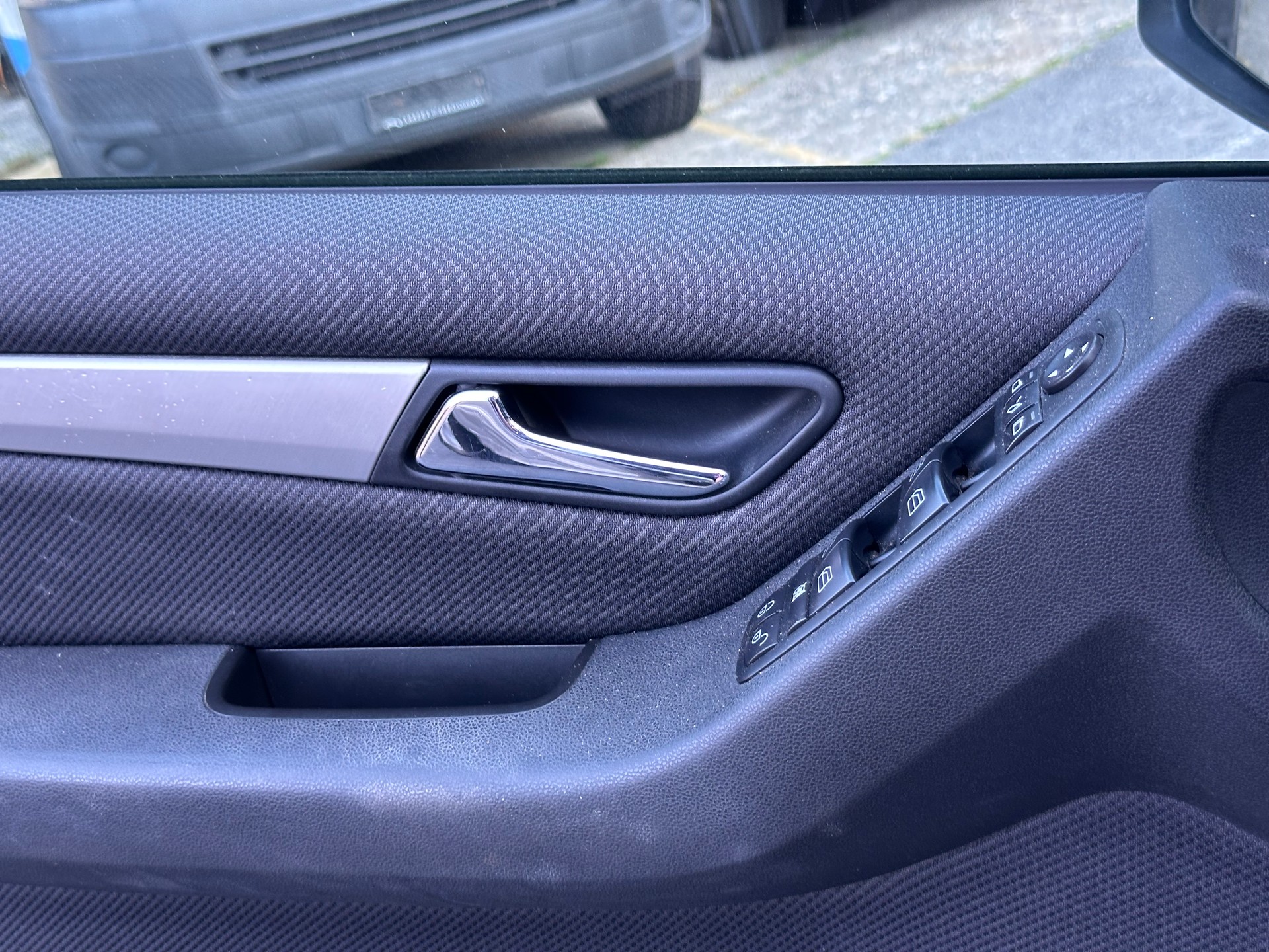 MERCEDES-BENZ B 180 My Star Autotronic-image-6