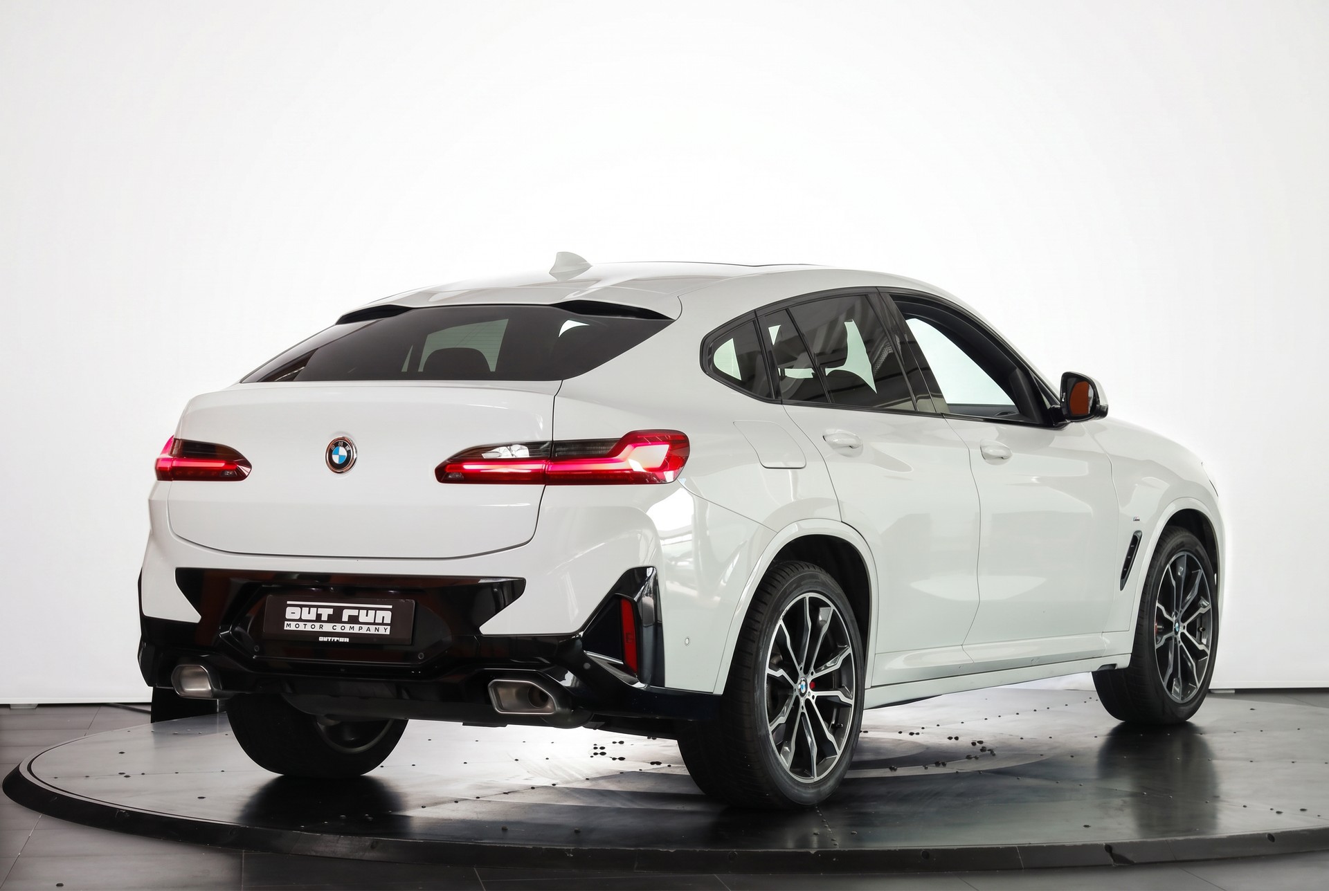 BMW X4 xDrive 48V 20i M Sport Steptronic-image-4
