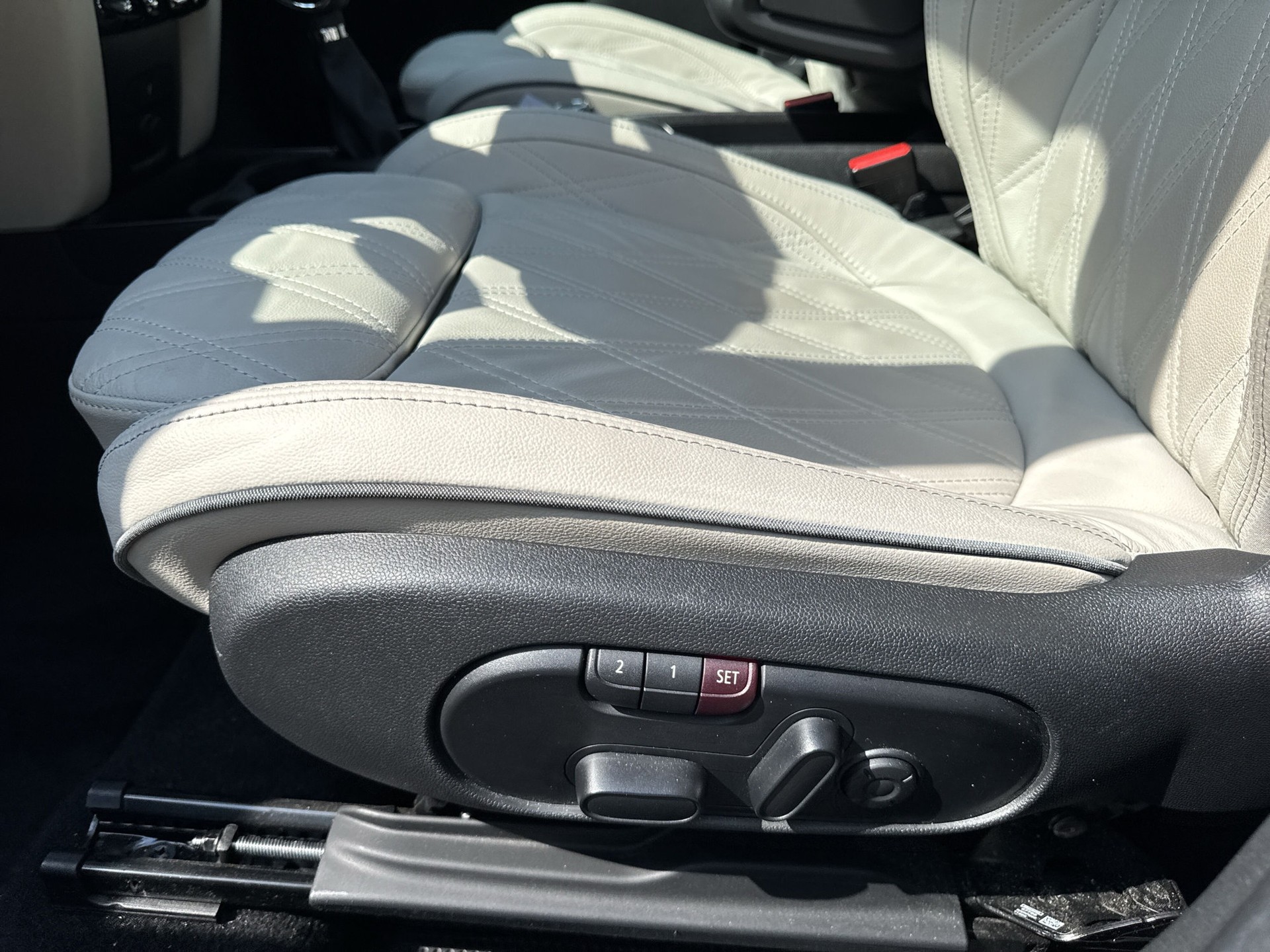 MINI Countryman Cooper SE ALL4 PHEV Steptronic-image-18