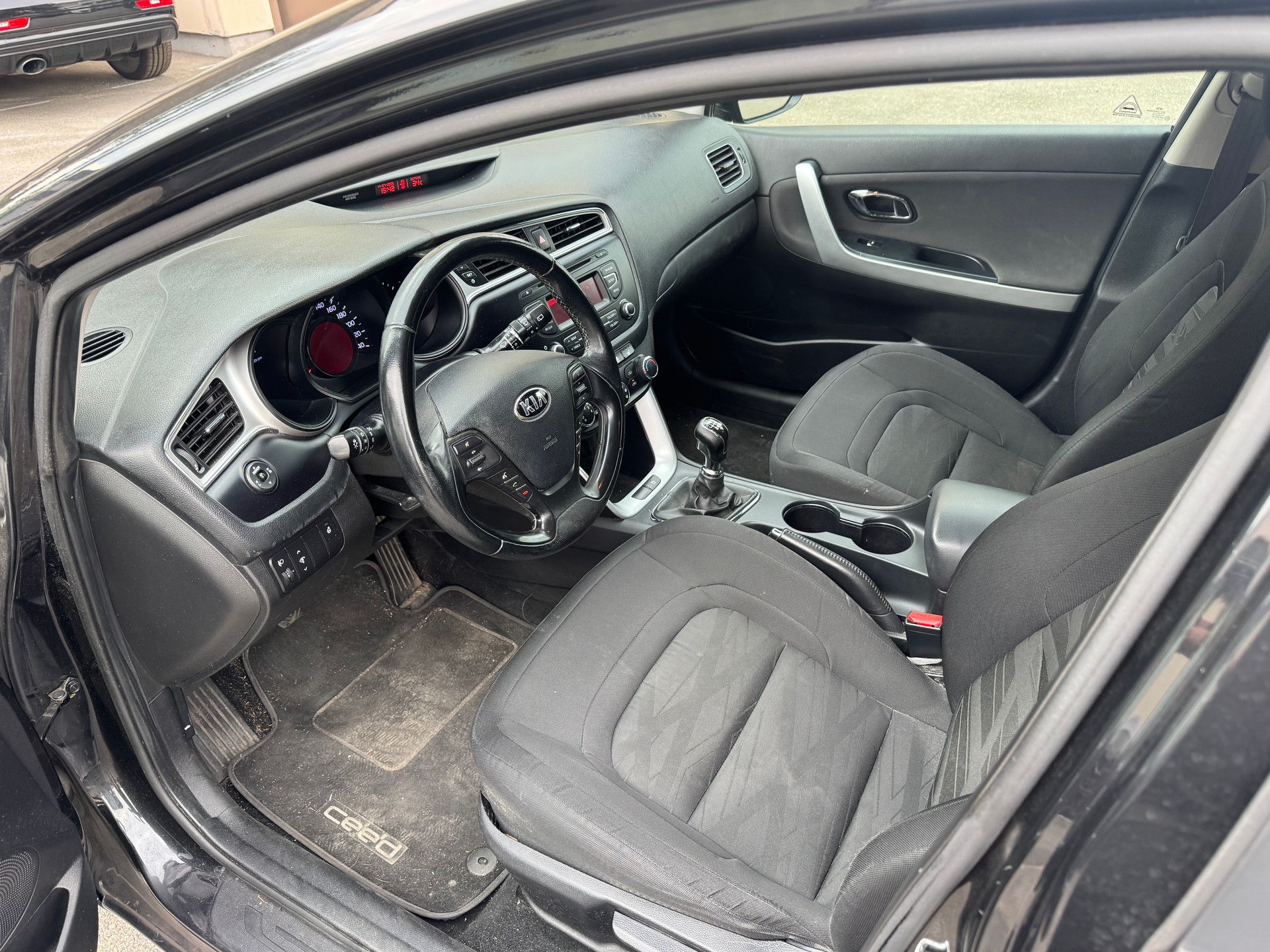 KIA Cee'd 1.4 CVVT Classic-image-7