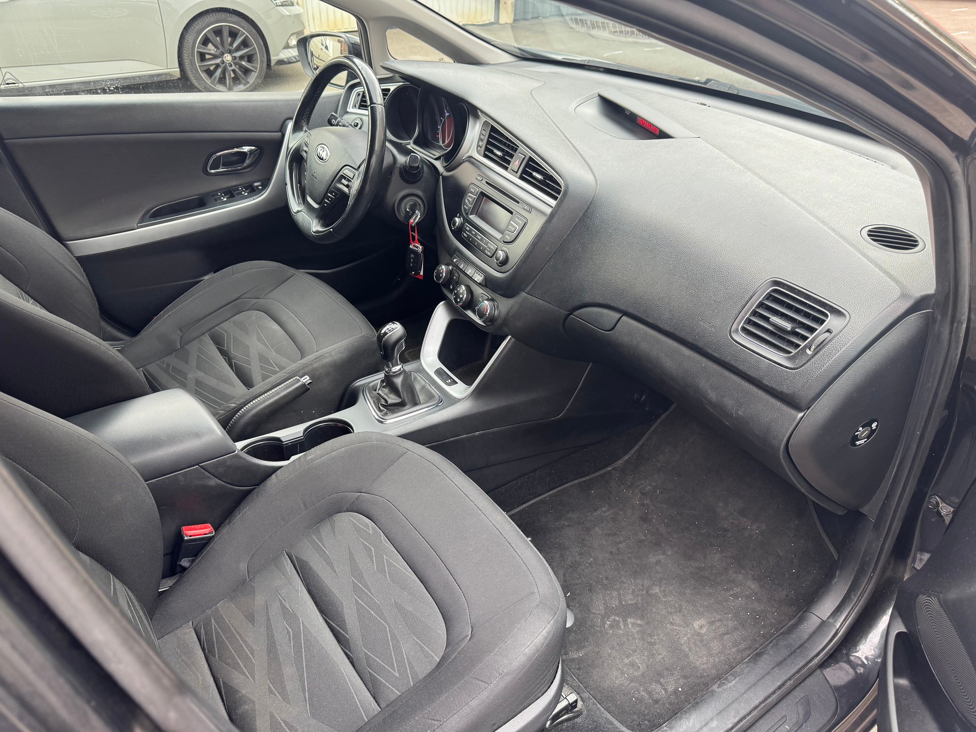 KIA Cee'd 1.4 CVVT Classic-image-8