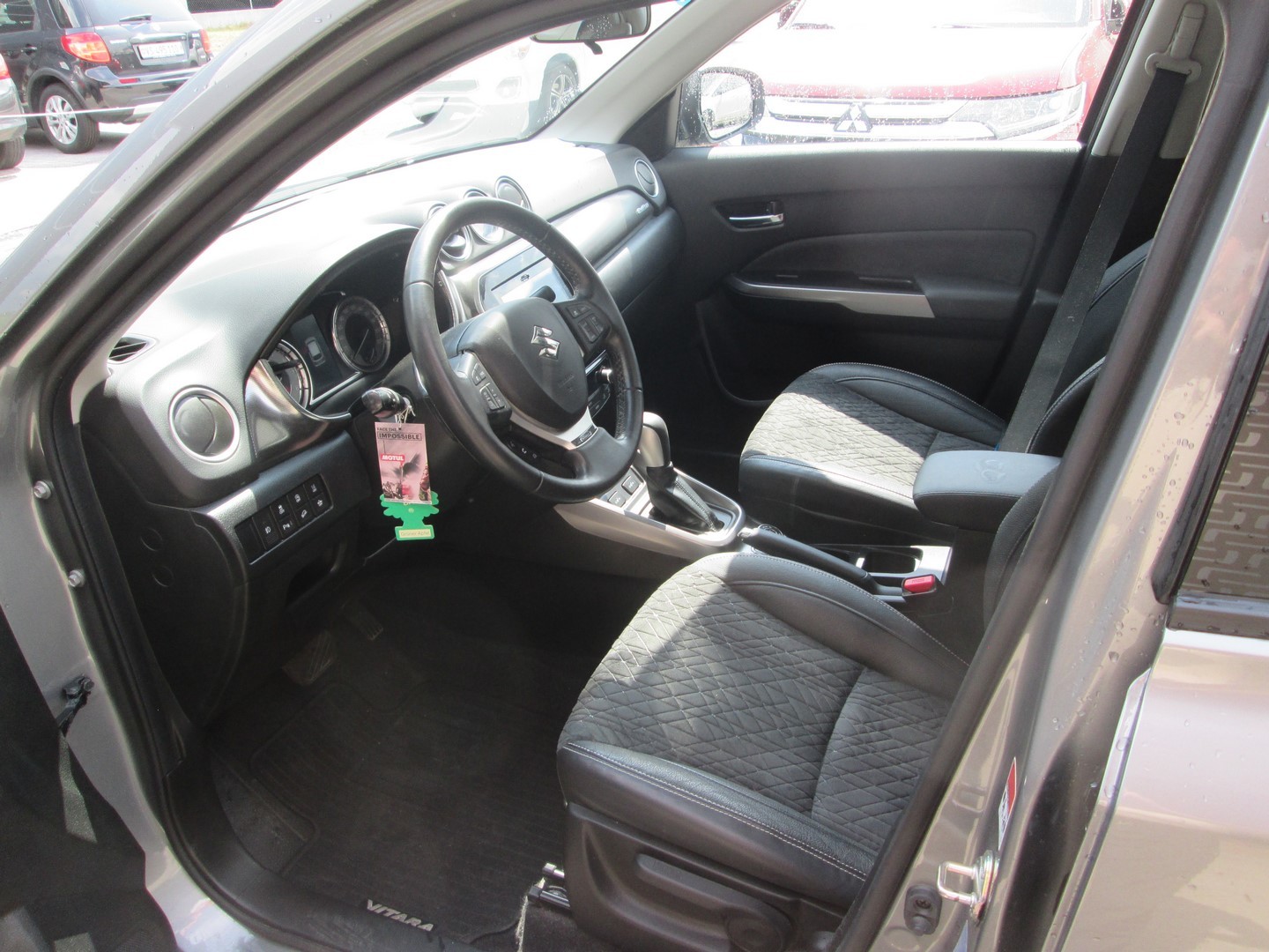 SUZUKI Vitara 1.4 Boosterjet Generation Top Hybrid Automatic-image-4