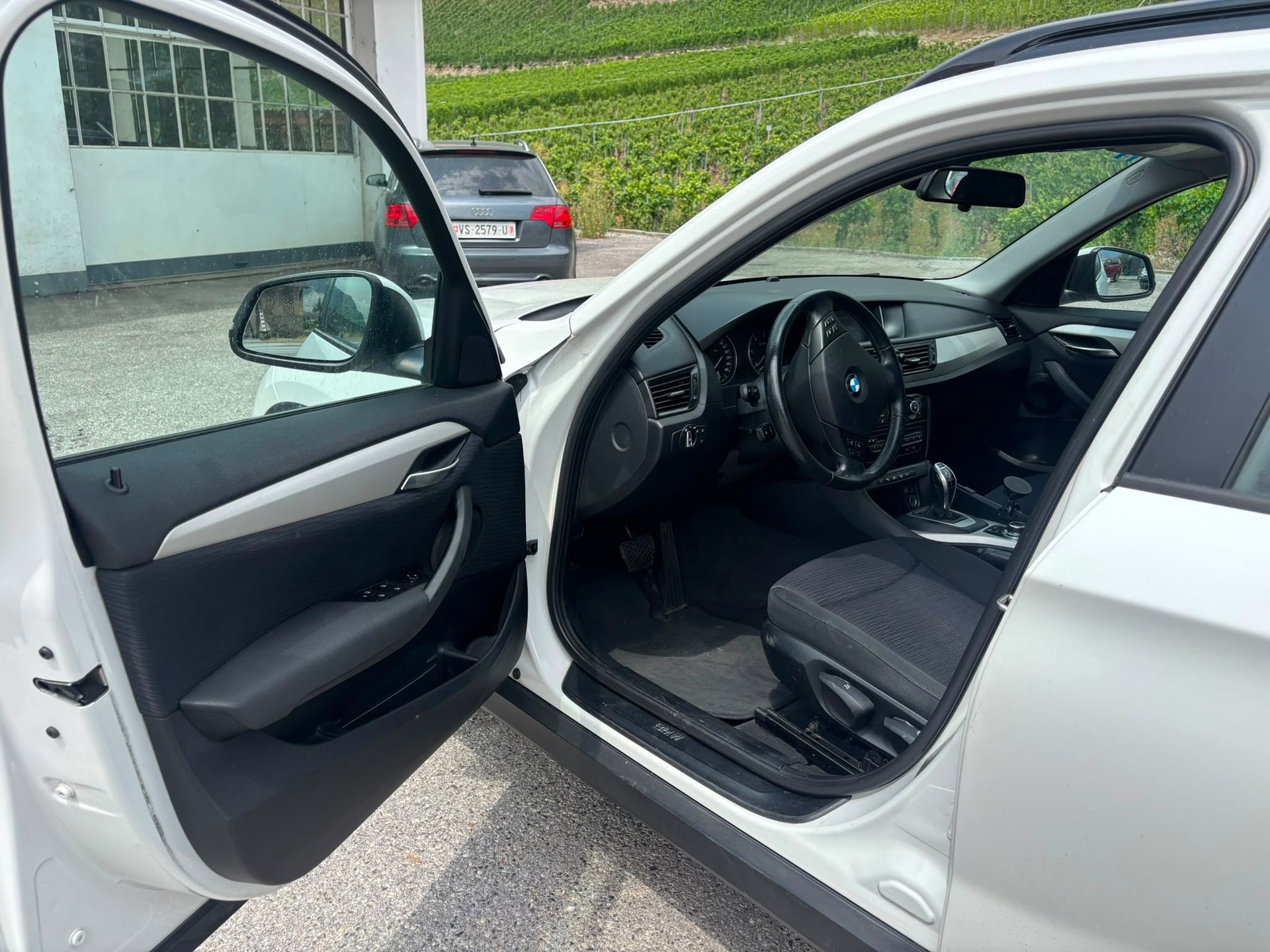 BMW 18d-image-7