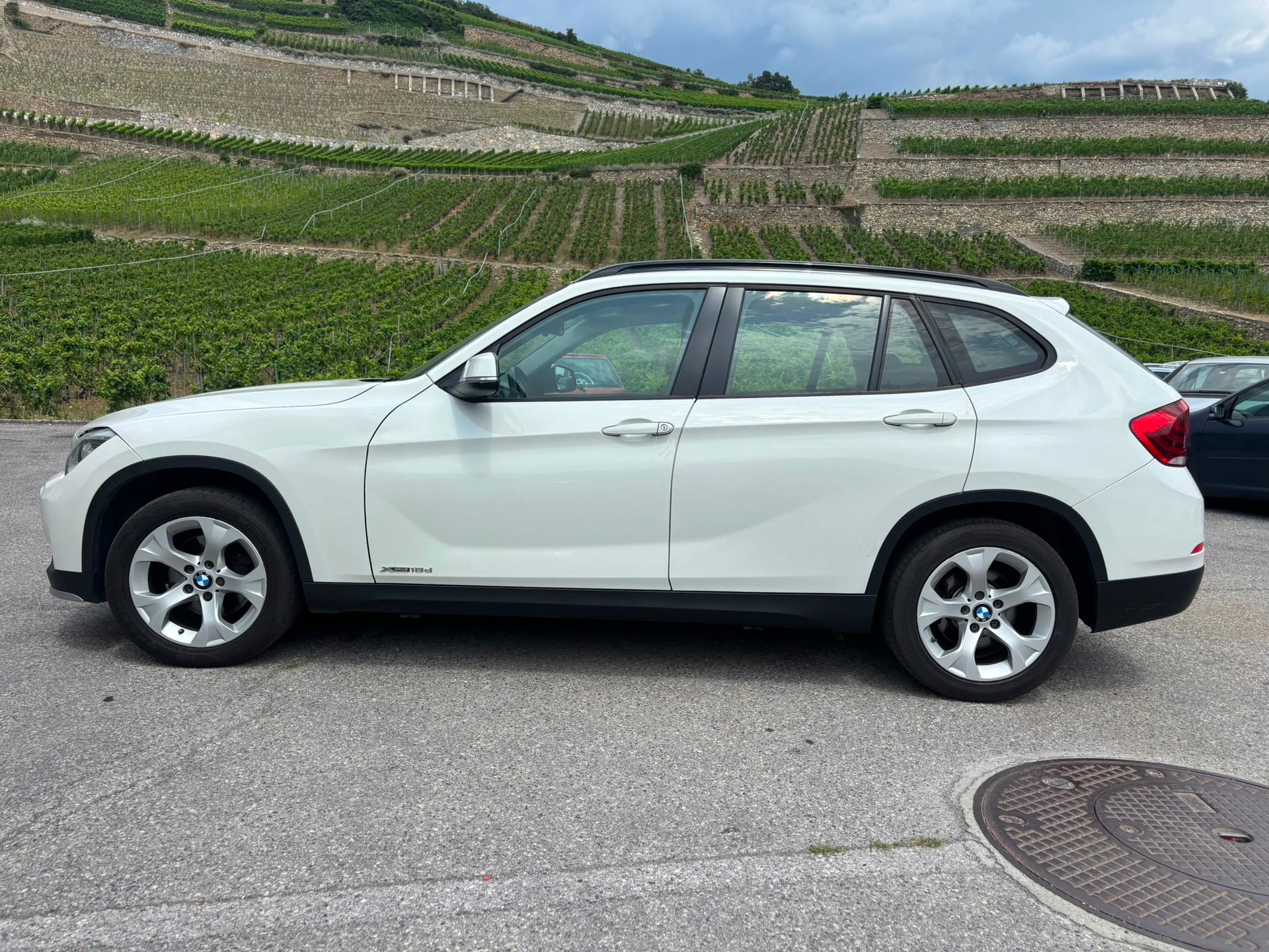 BMW 18d-image-6