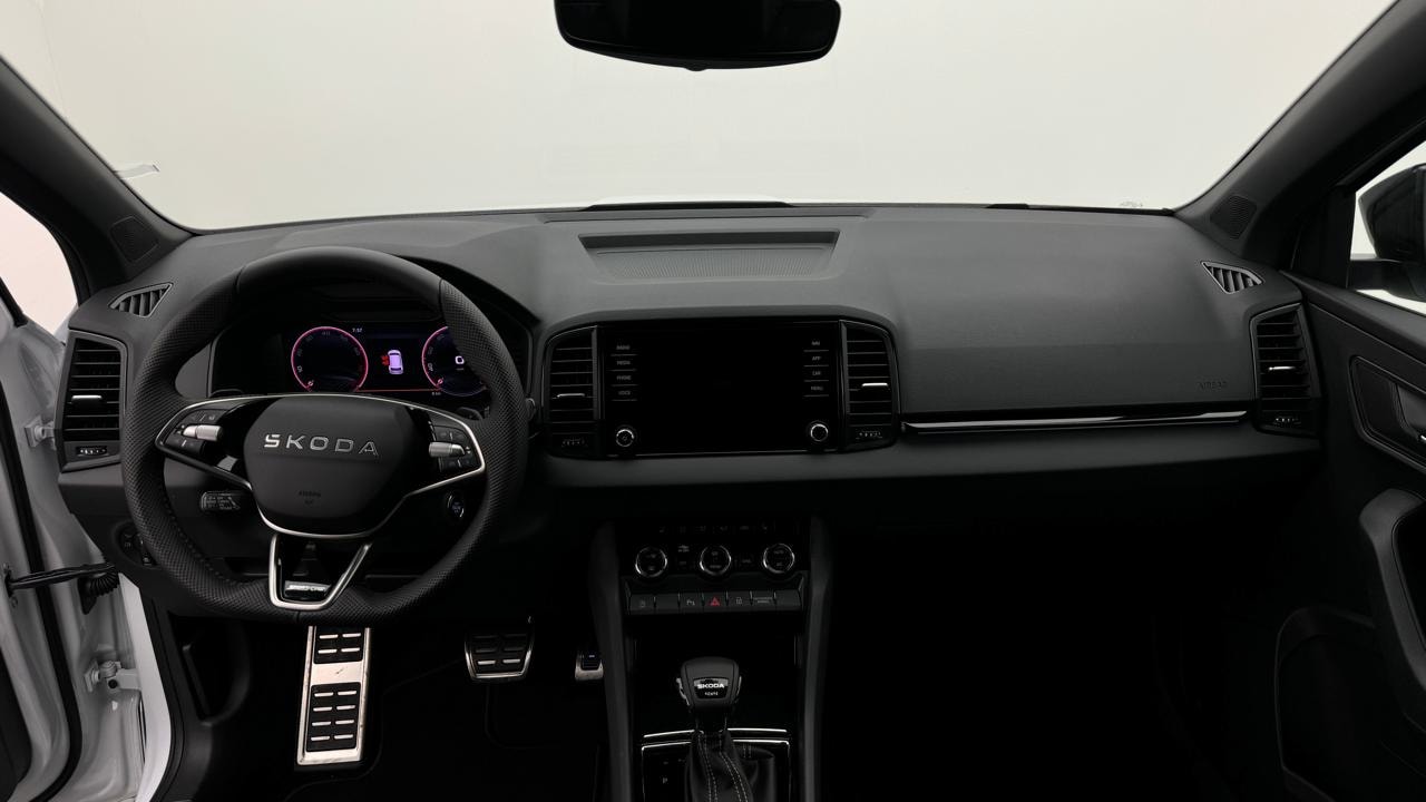 SKODA Karoq 2.0 TSI SportLine 4x4 DSG-image-5