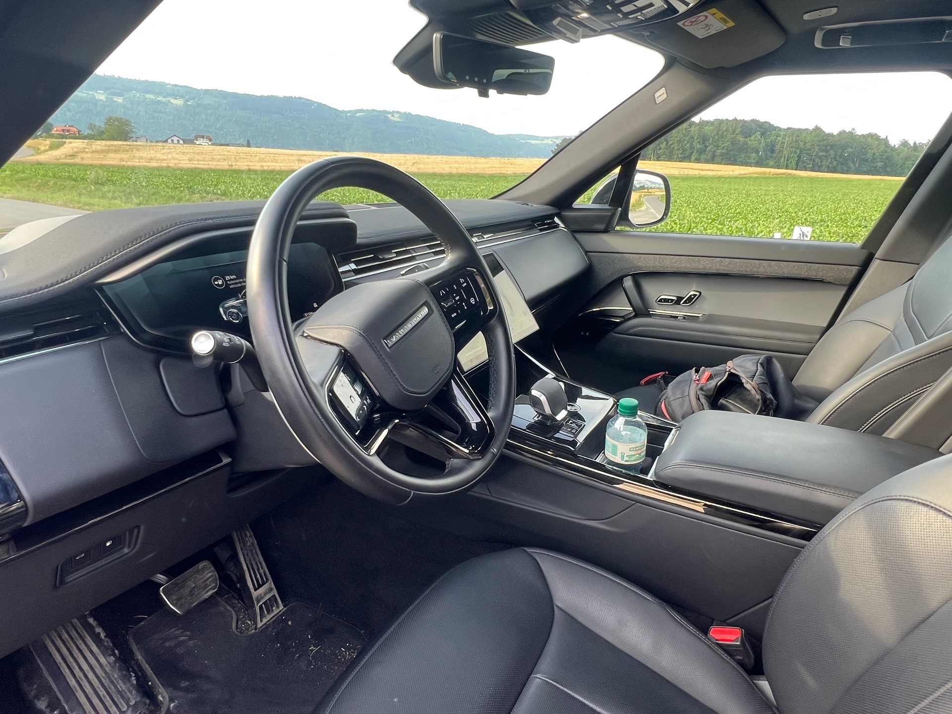 LAND ROVER 3.0 I6 P460e HSE Dynamic-image-4