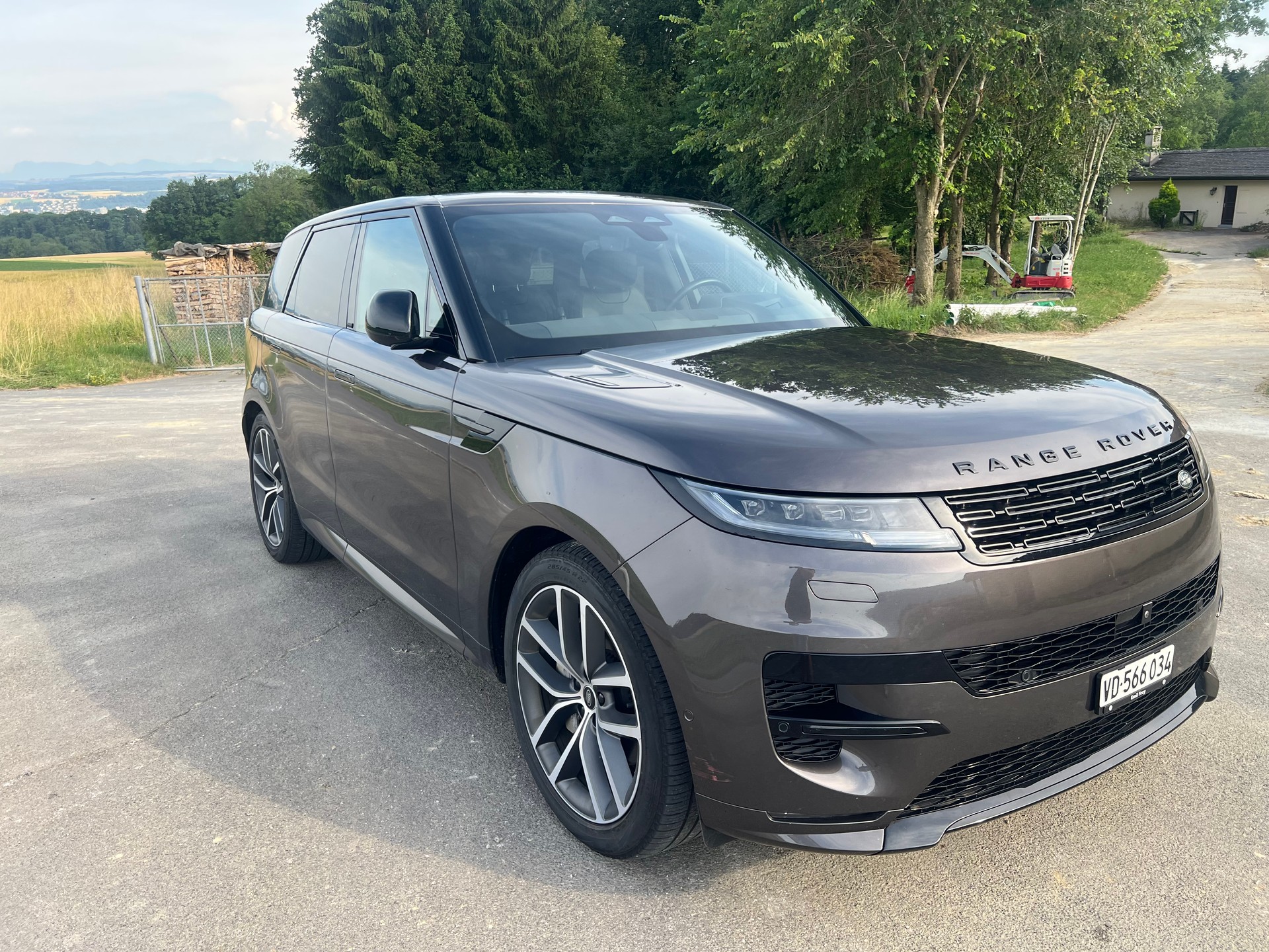 LAND ROVER 3.0 I6 P460e HSE Dynamic-image-0