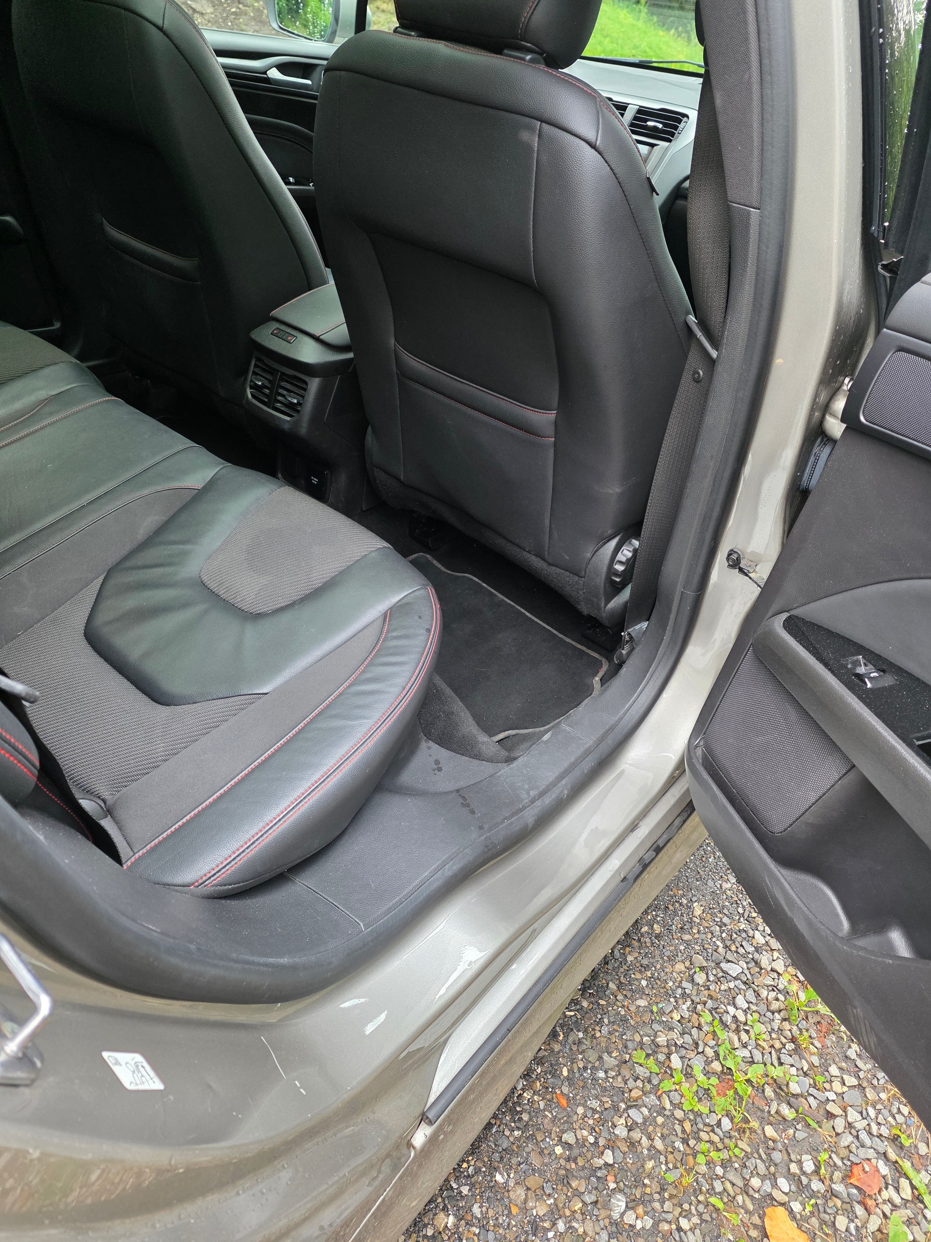 FORD 2.0 TDCi 180 ST-Line 4x4-image-4