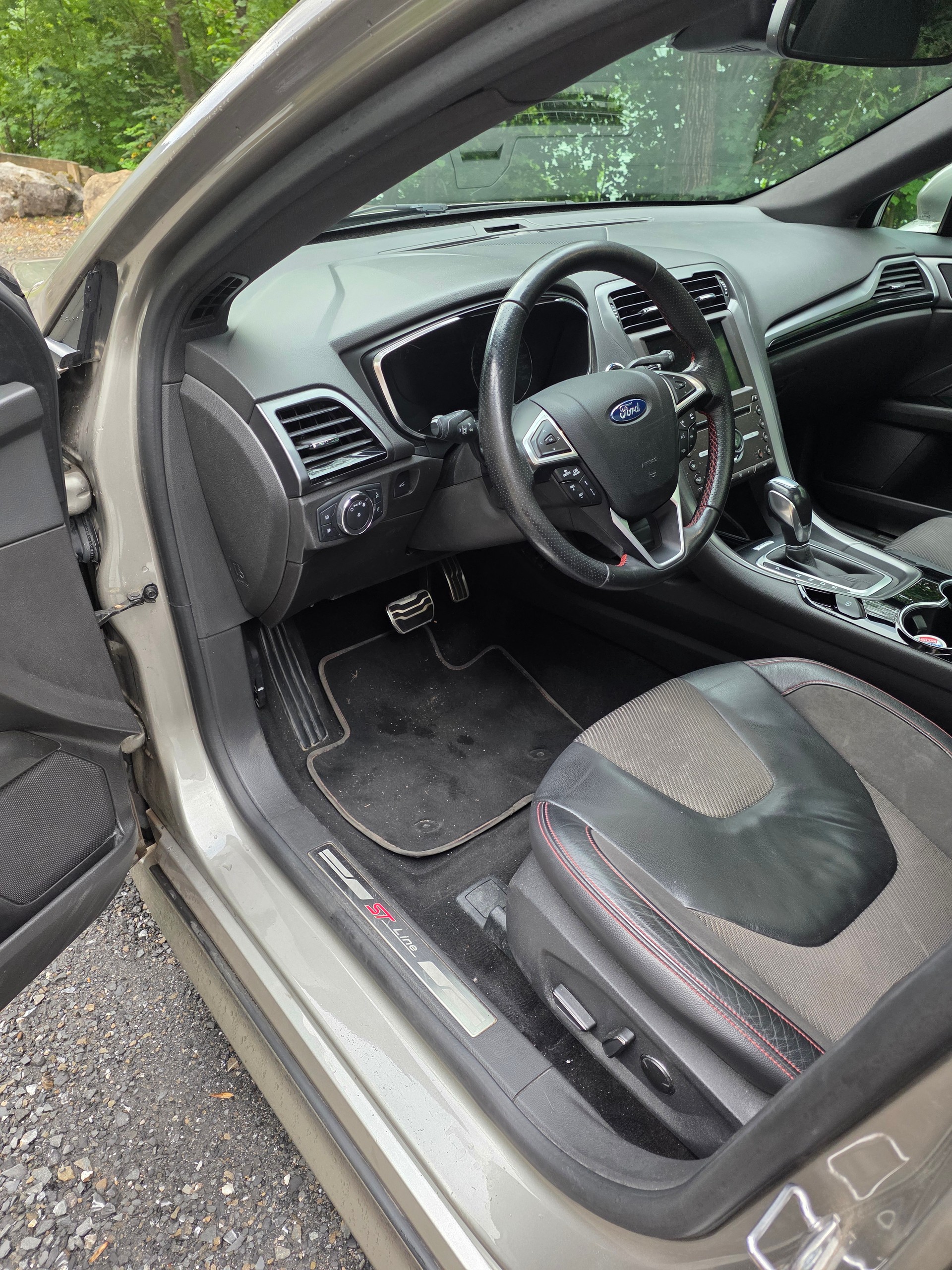 FORD 2.0 TDCi 180 ST-Line 4x4-image-2