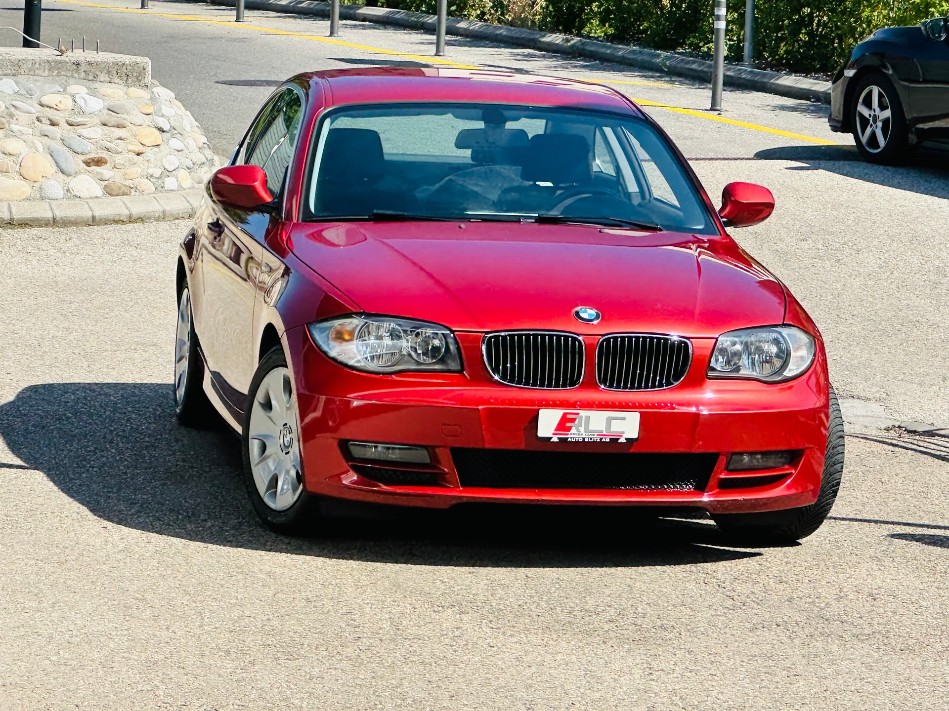 BMW 120i Coupé Steptronic-image-1
