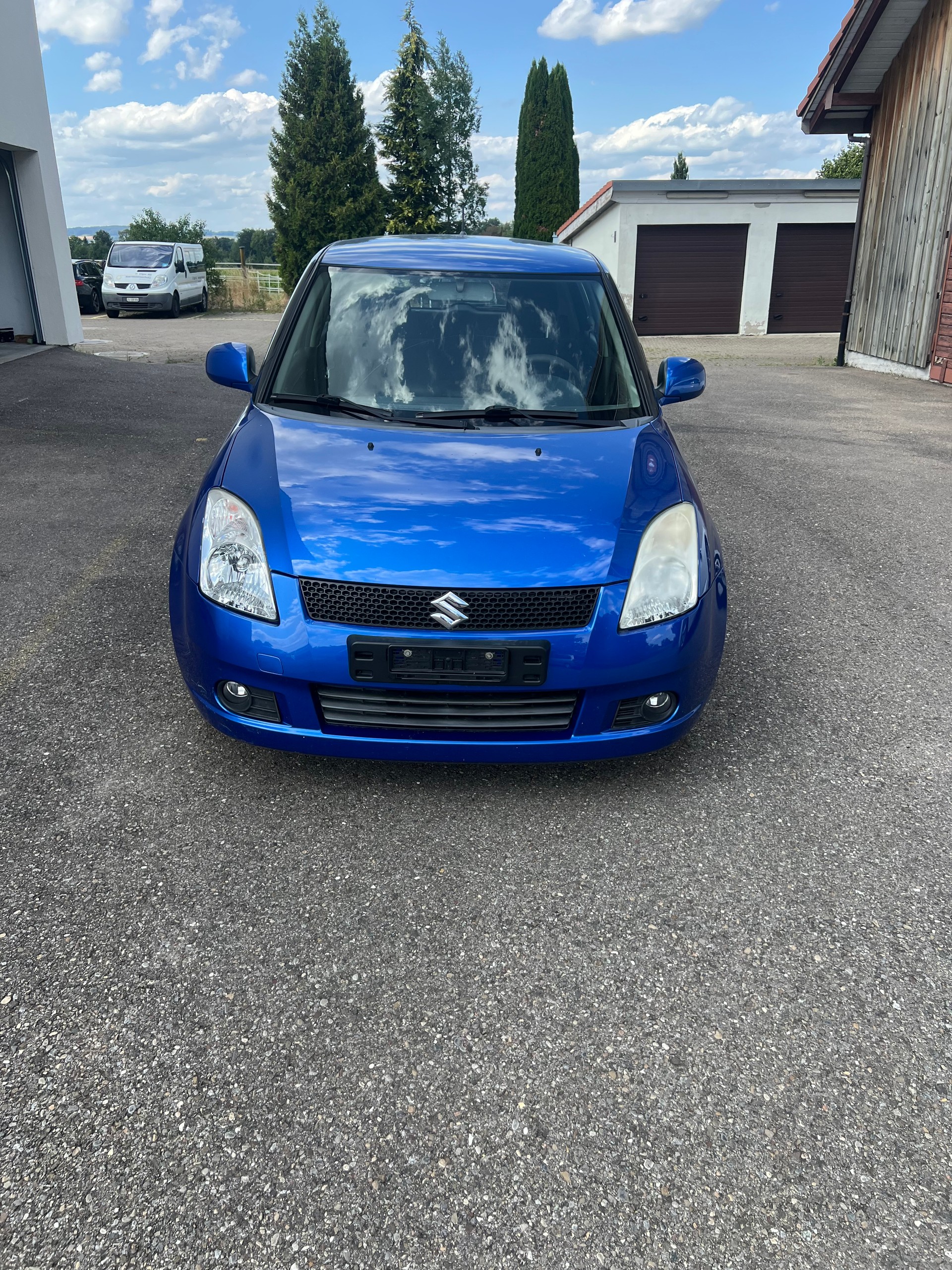 SUZUKI Swift 1.3i 16V GL Top 4x4-image-0