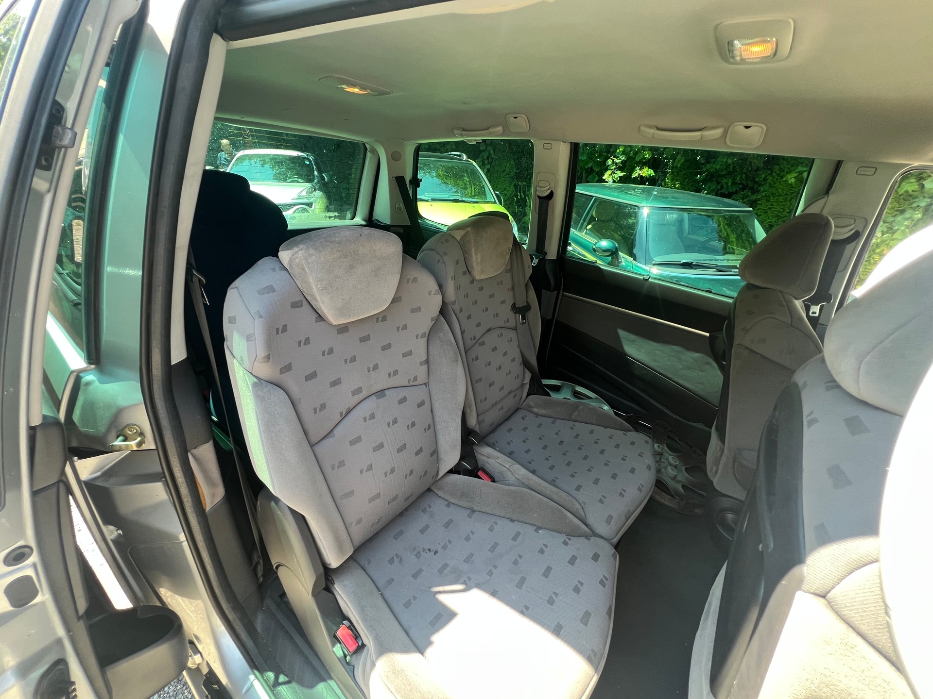PEUGEOT 807 2.0 16V ST-image-11