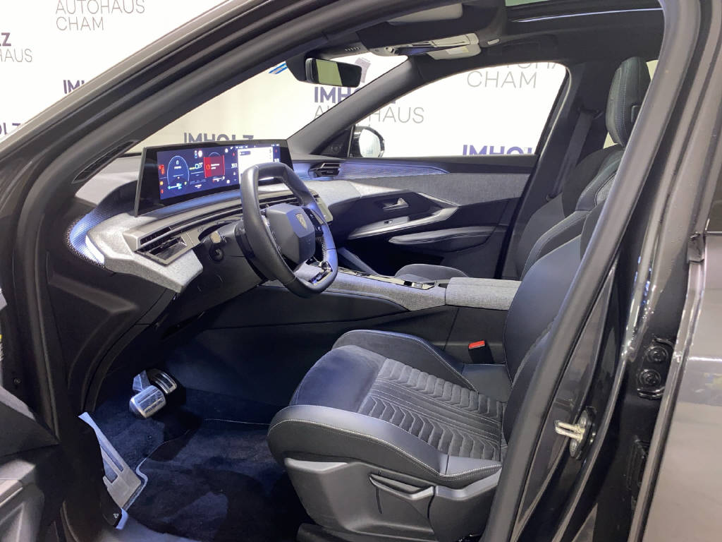 PEUGEOT 5008 1.6 PHEV GT-image-16