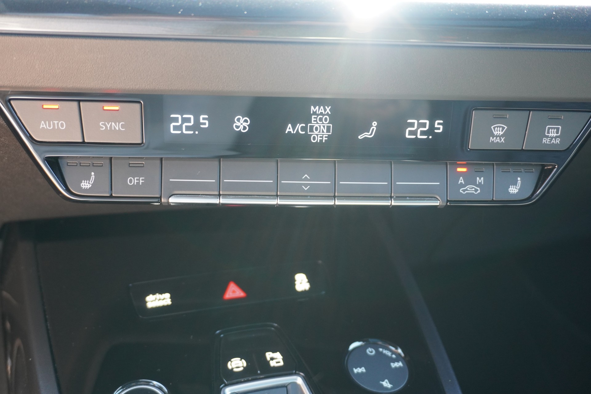 AUDI Q4 e-tron 50 quattro S-LINE!!!-image-29