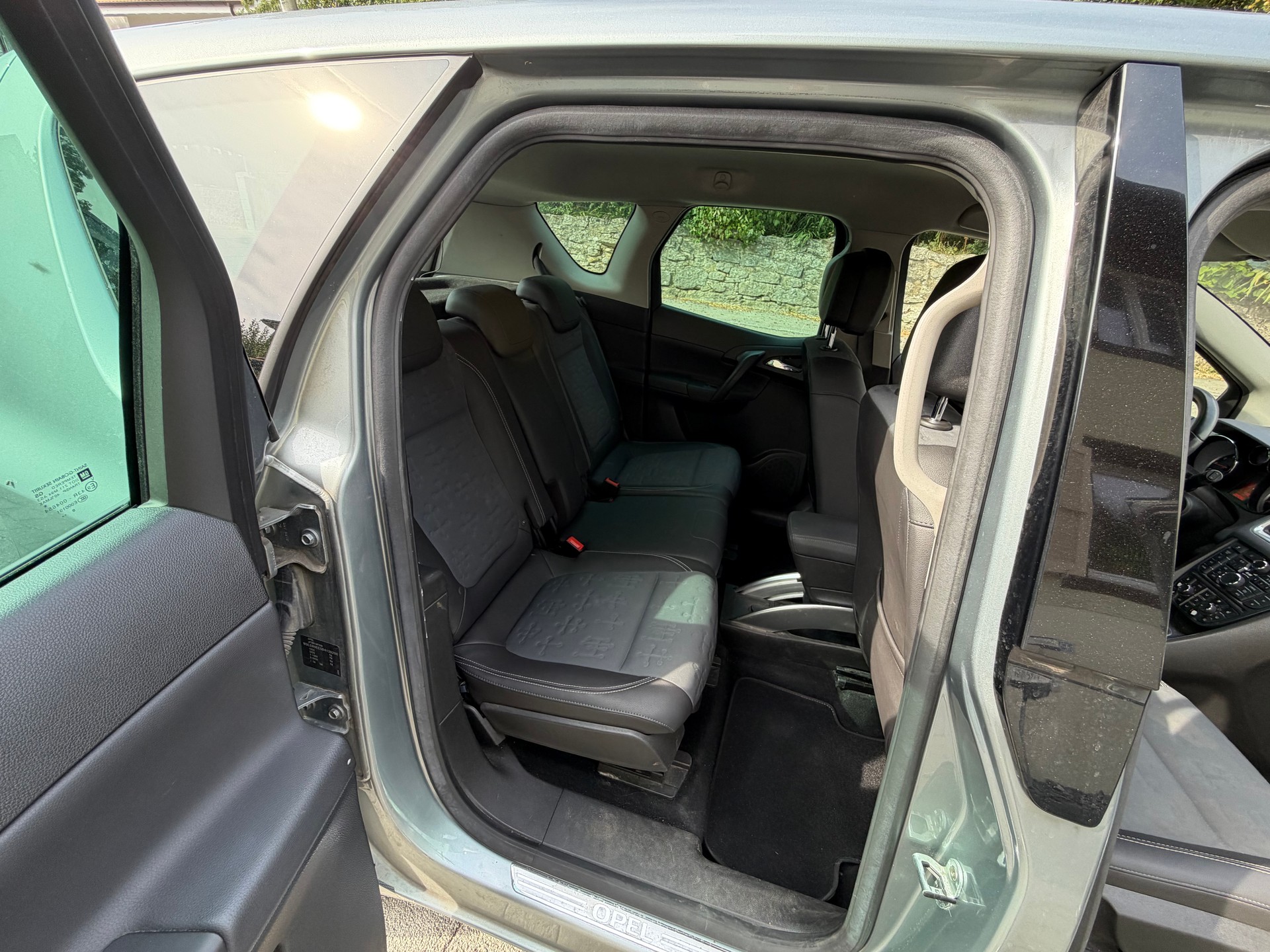 OPEL Meriva 1.4 Turbo Cosmo-image-8