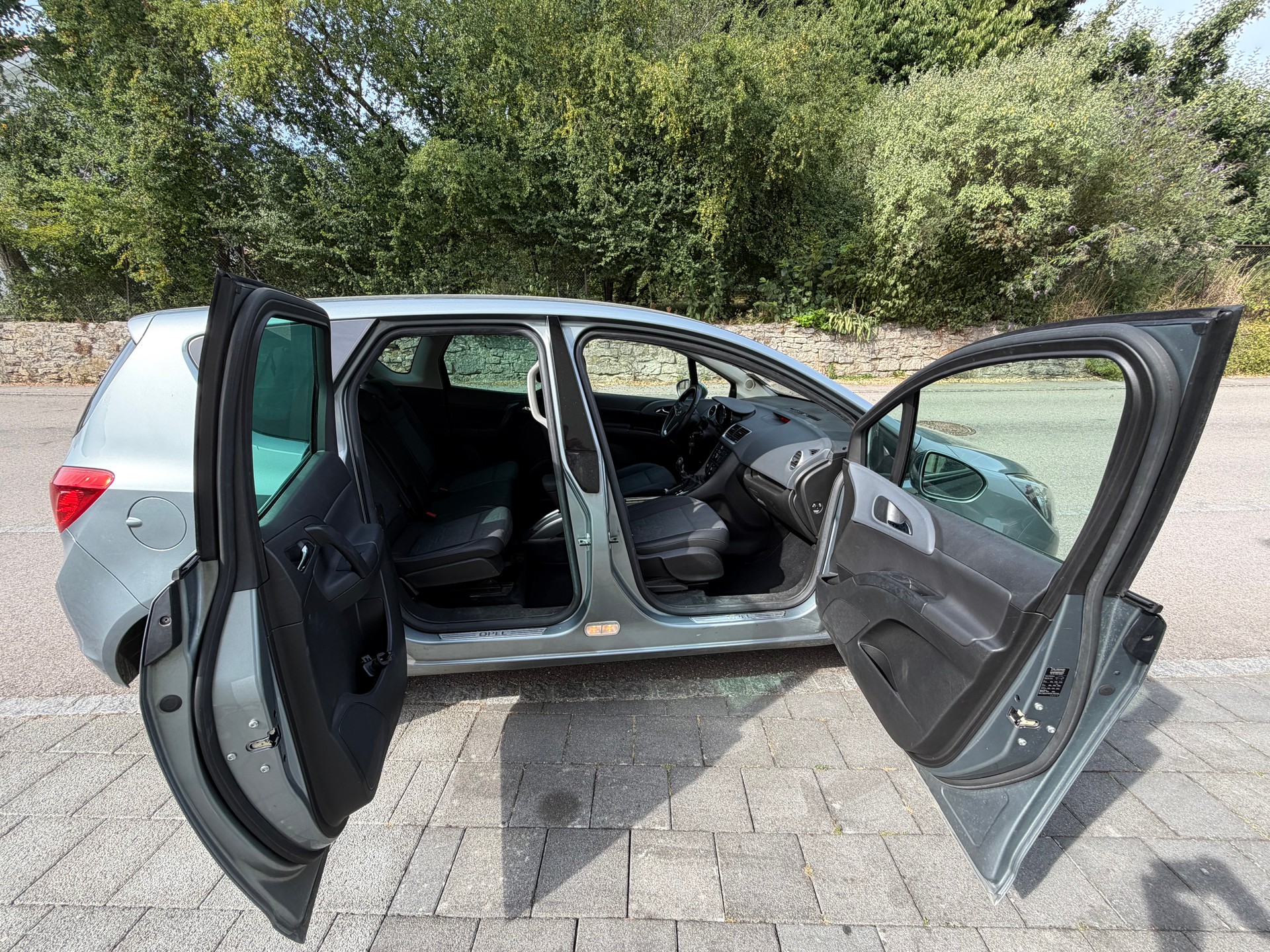 OPEL Meriva 1.4 Turbo Cosmo-image-6