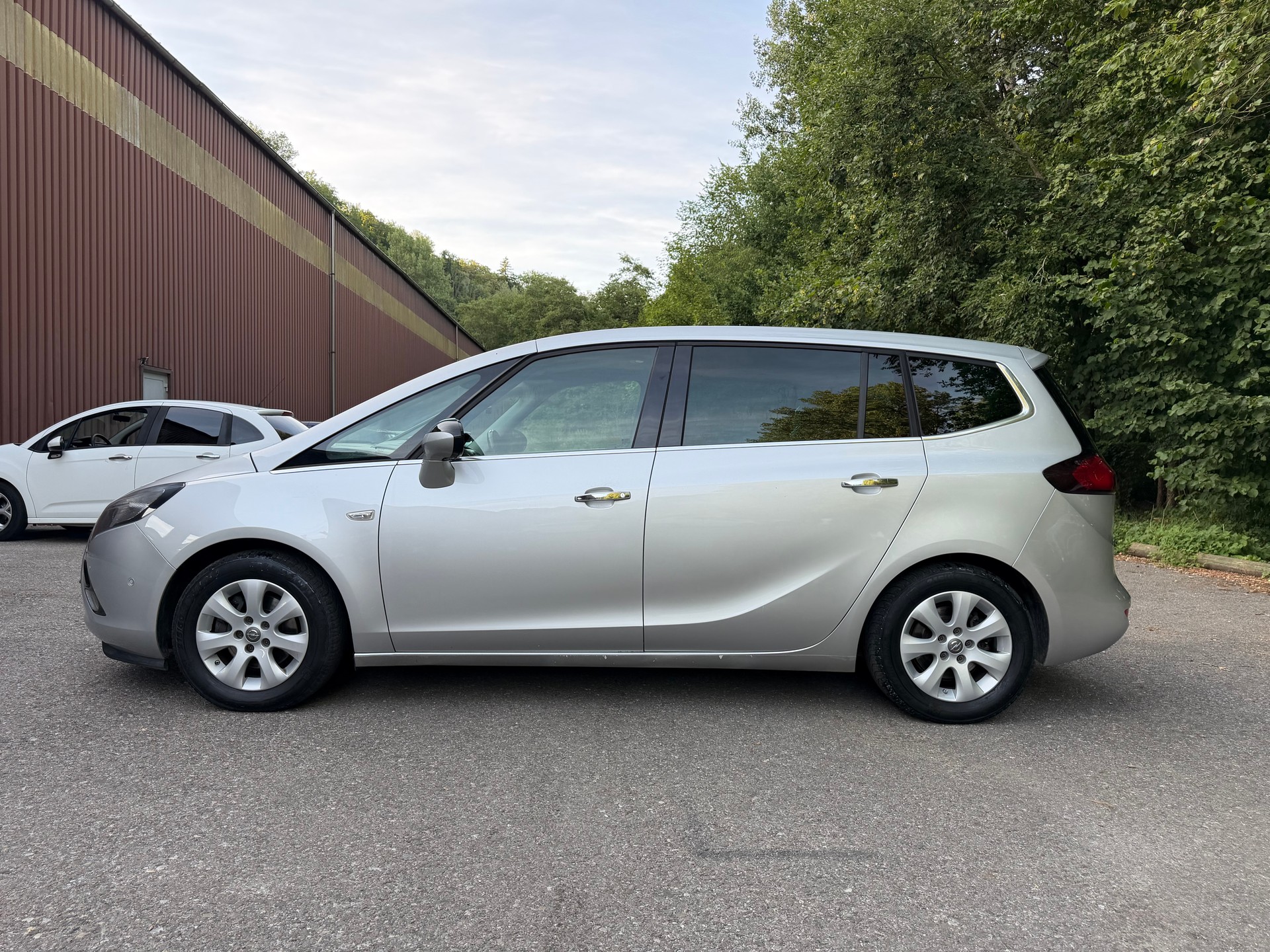 OPEL Zafira Tourer 1.4i 16V Turbo Sport Automatic-image-3