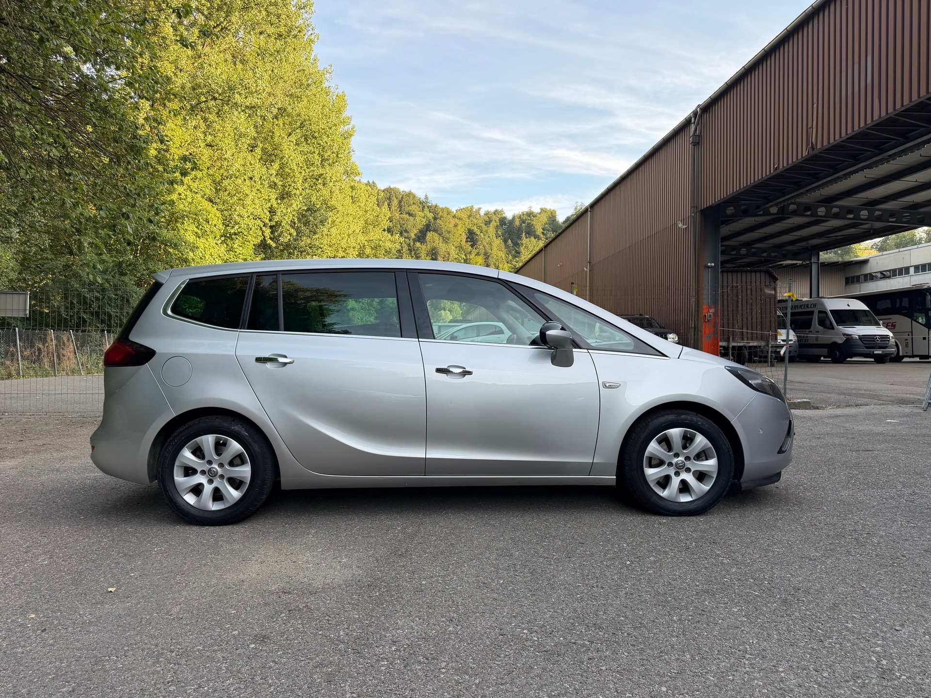 OPEL Zafira Tourer 1.4i 16V Turbo Sport Automatic-image-6