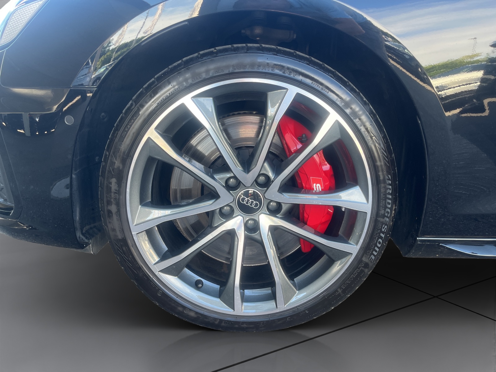 AUDI S4 Avant 3.0 V6 TDI quattro T-Tronic-image-22