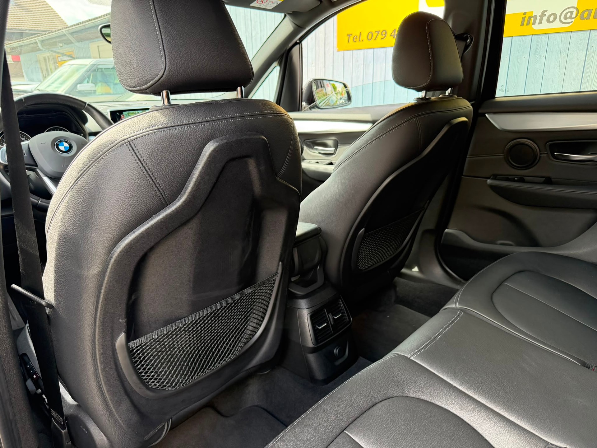 BMW 225i Active Tourer Sport Line Steptronic-image-17