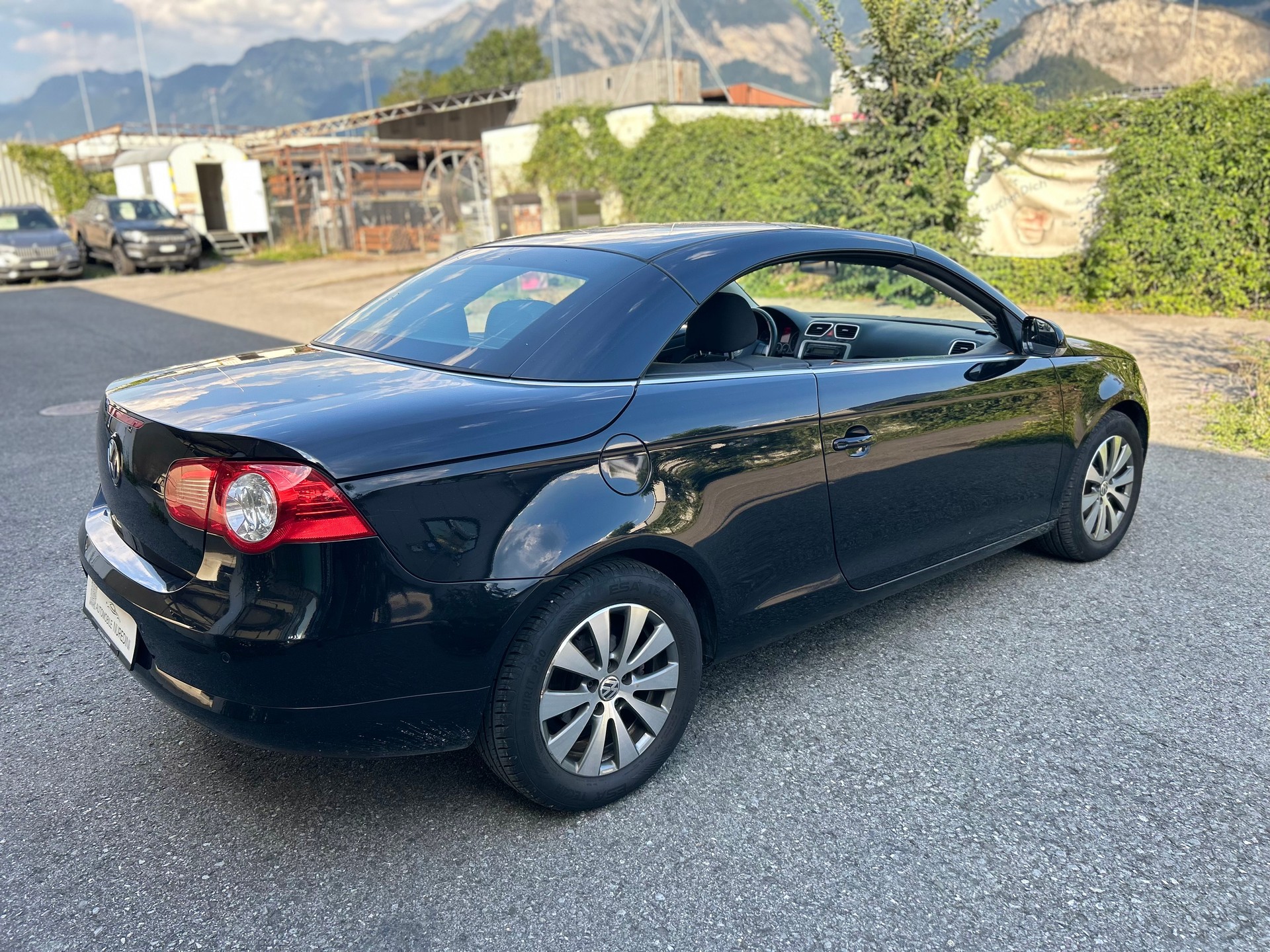VW Eos 2.0 TDI-image-6