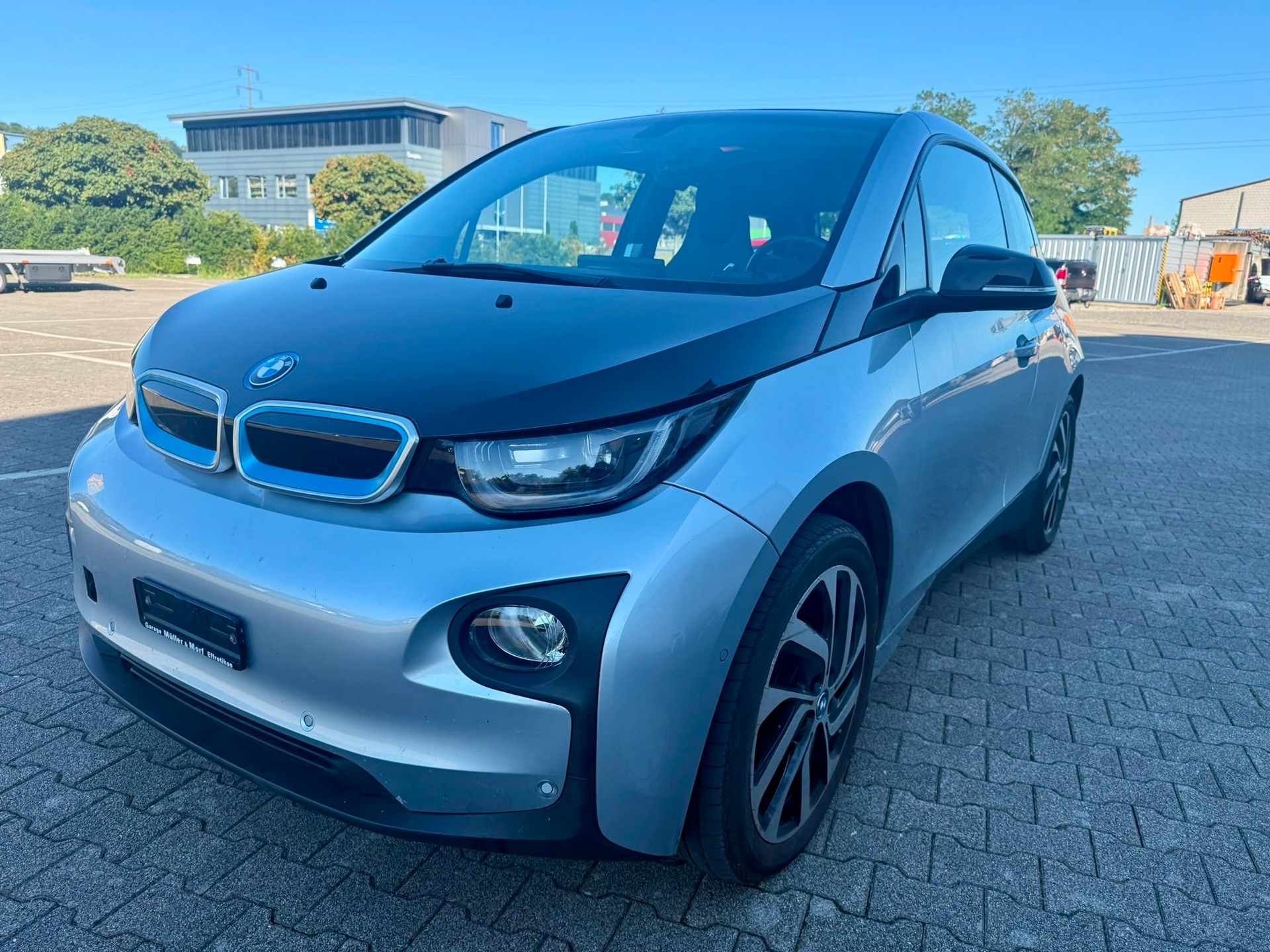 BMW i3 (94Ah)-image-0