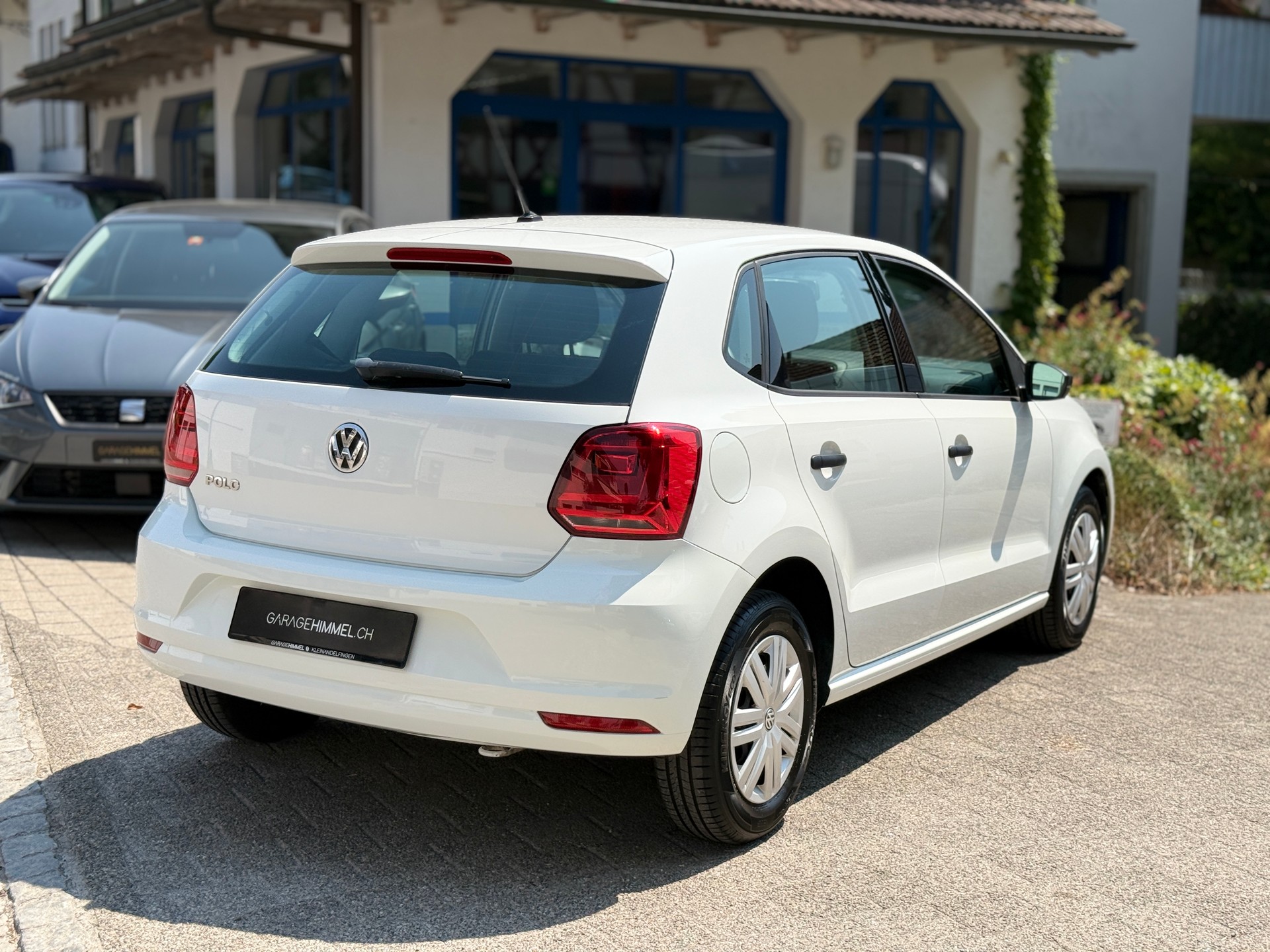 VW Polo 1.0 BMT Lounge-image-2