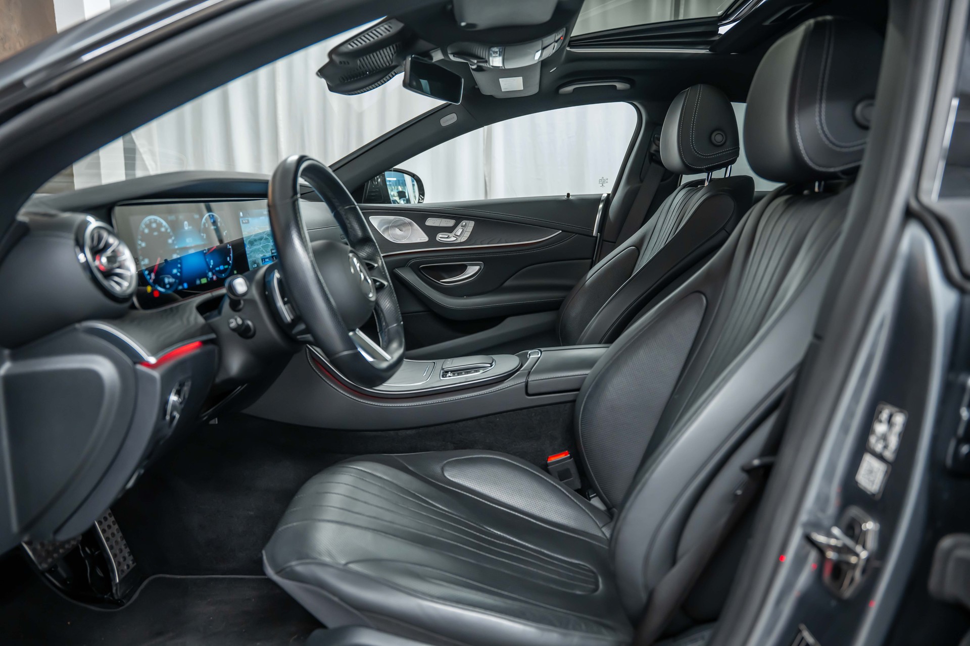 MERCEDES-BENZ CLS 450 4Matic AMG Line 9G-Tronic *Facelift*Panorama*Head-Up*Sitzkühlung*360°*-image-15