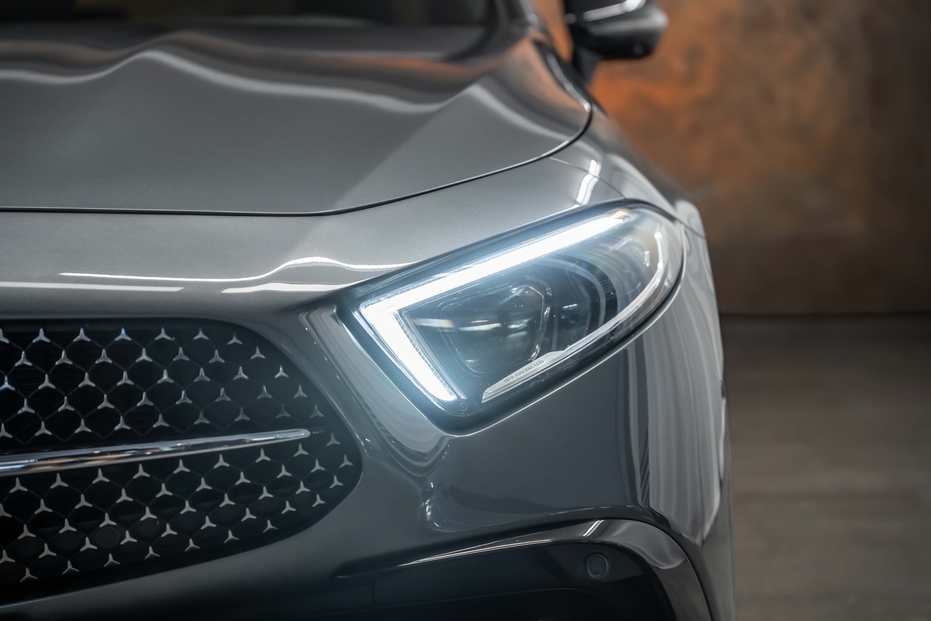 MERCEDES-BENZ CLS 450 4Matic AMG Line 9G-Tronic *Facelift*Panorama*Head-Up*Sitzkühlung*360°*-image-7