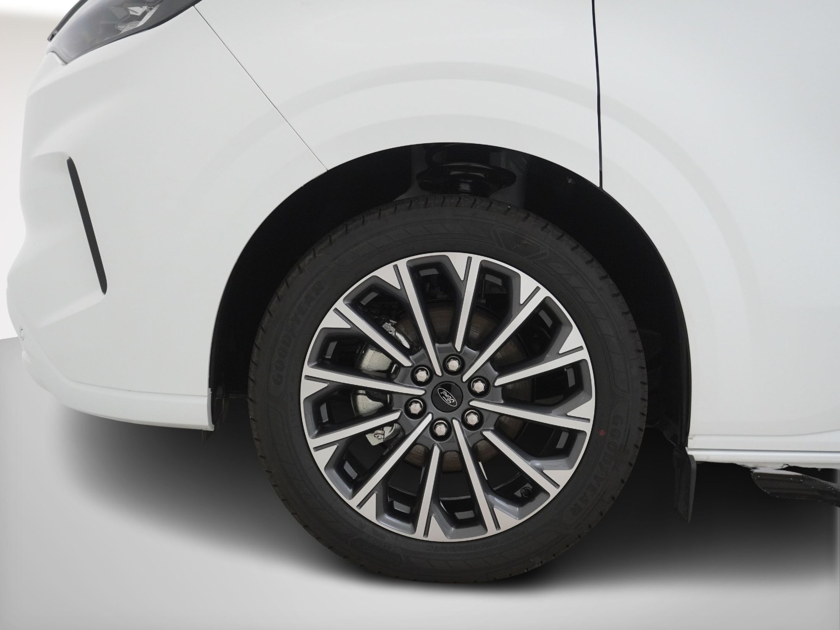 FORD Tourneo Custom 320 L1 2.0 TDCI 4x4 Titanium X-image-9
