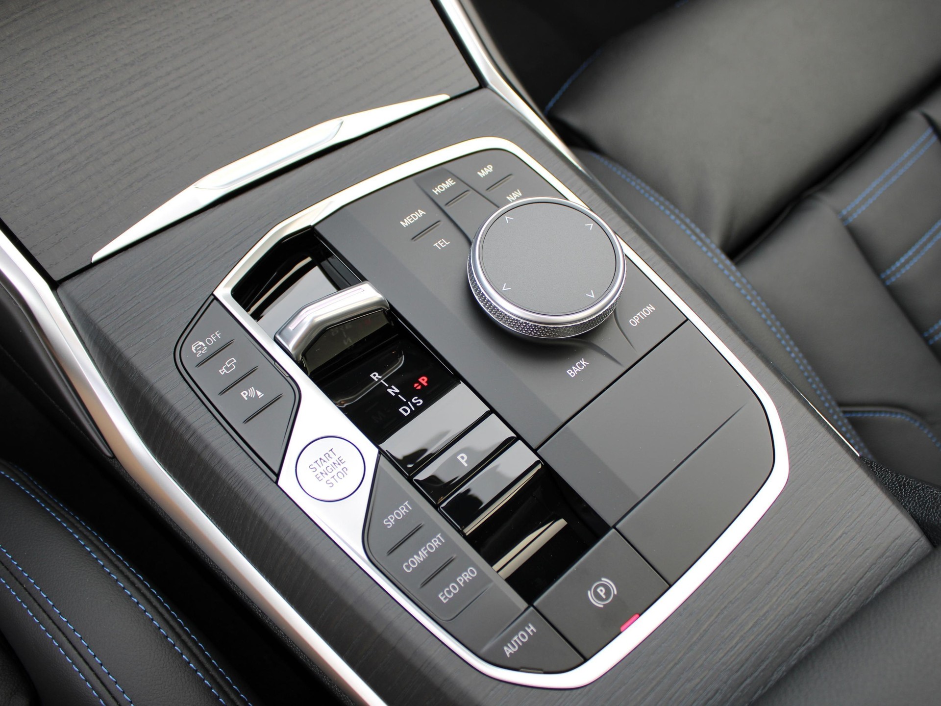 BMW M340d xDrive MSport Pro-image-10