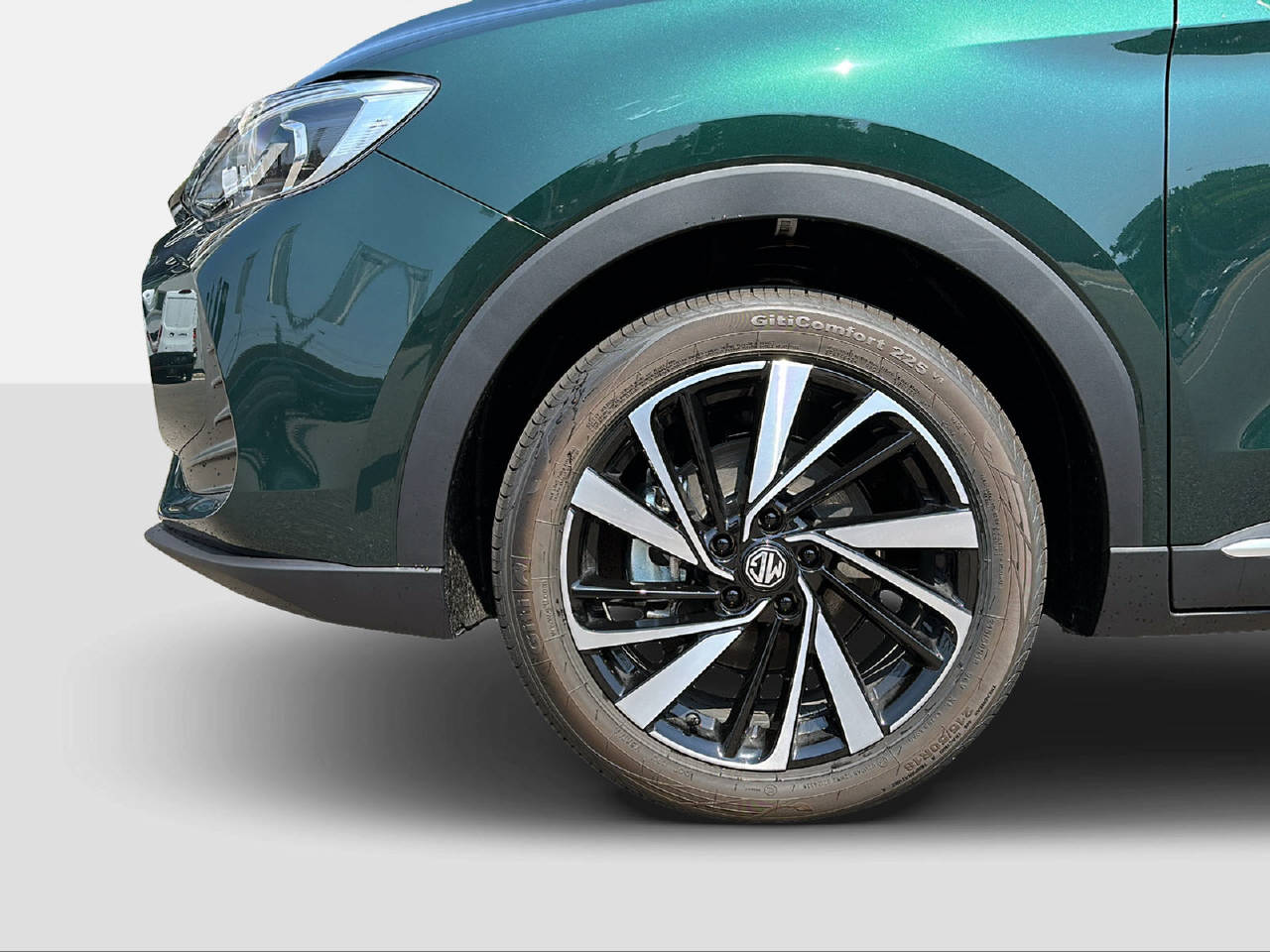 MG ZS 1.5 Hybrid+ Luxury-image-14