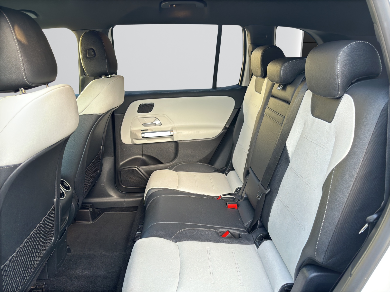 Image MERCEDES-BENZ GLB-250 GLB 250 4Matic AMG Line 8G-Tronic