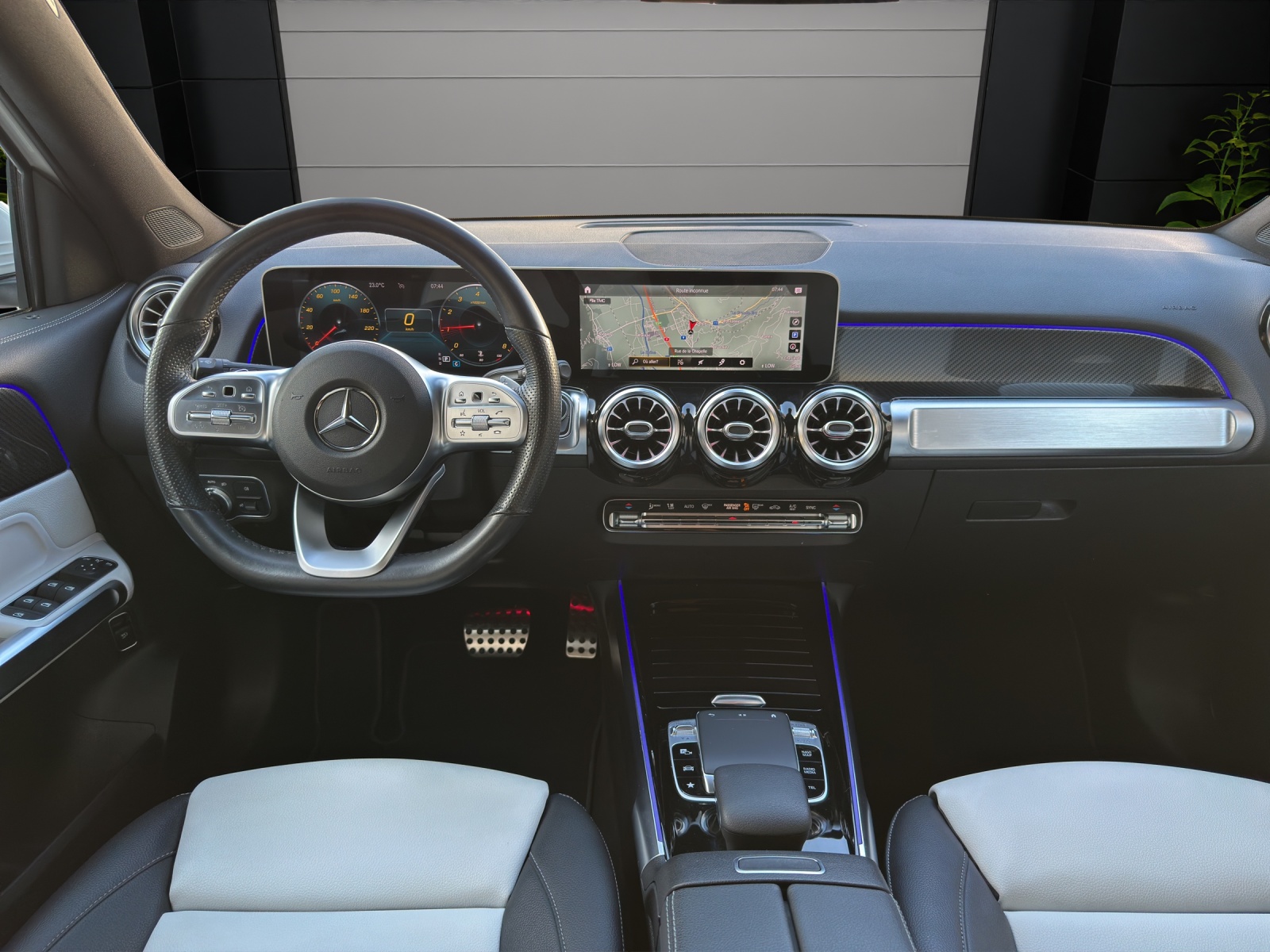 Image MERCEDES-BENZ GLB-250 GLB 250 4Matic AMG Line 8G-Tronic