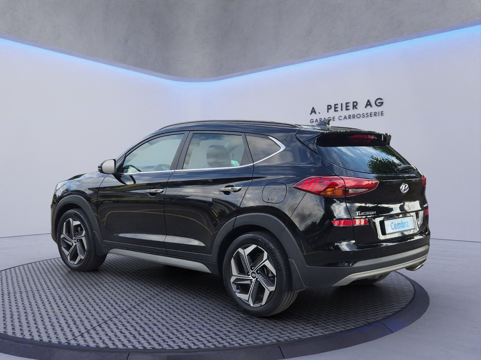 HYUNDAI Tucson 1.6 TGDI Executive 4WD DCT-image-2