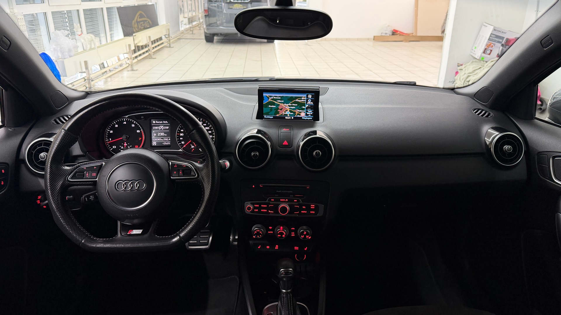 AUDI A1 Sportback 1.4 TFSI Sport S-tronic-image-7