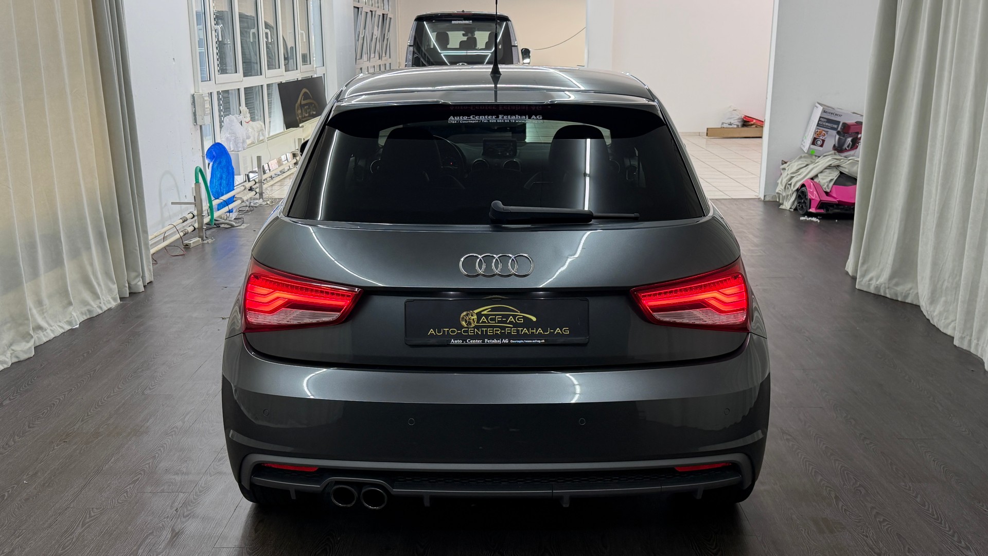 AUDI A1 Sportback 1.4 TFSI Sport S-tronic-image-4