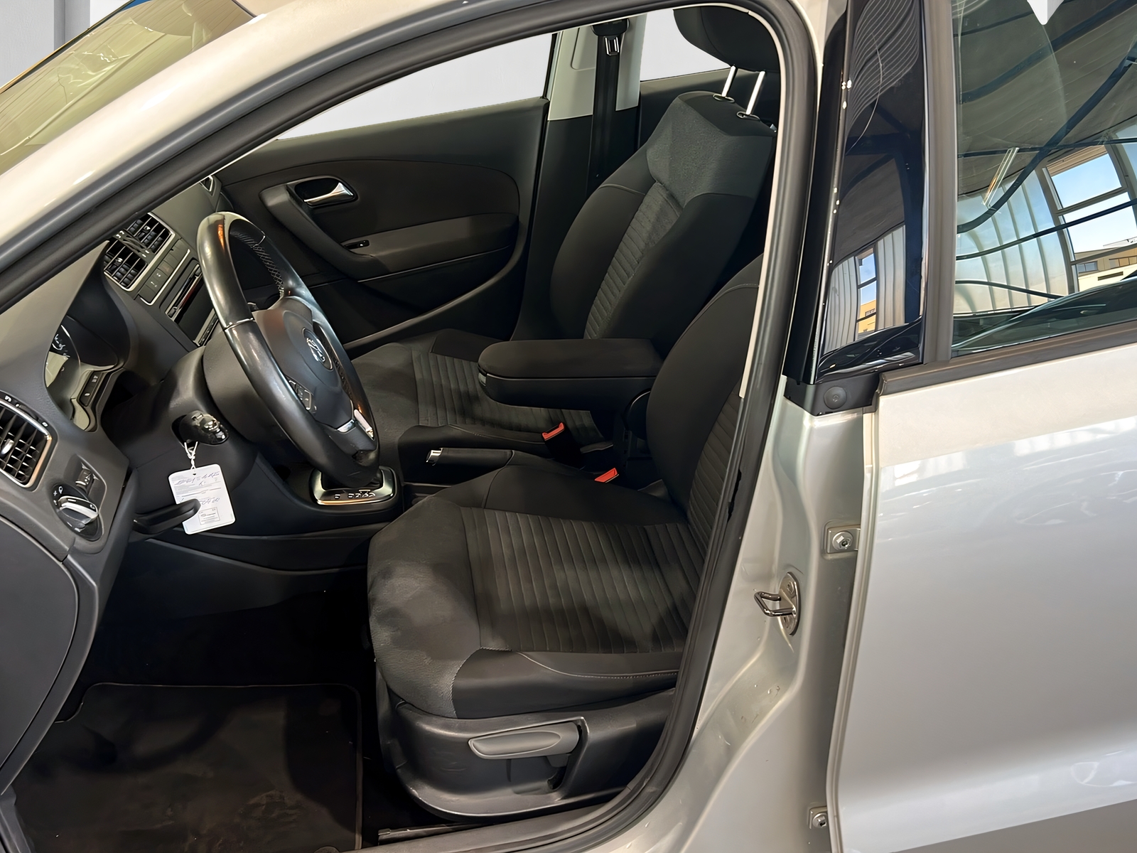 VW Polo 1.2 TSI Comfortline DSG**Frisch ab MFK & Service,Tempomat**-image-7