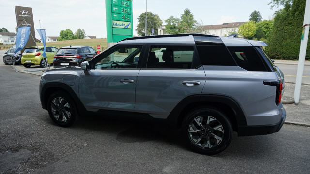 KGM-SsangYong Torres EVX Platinum-showroom-element-3